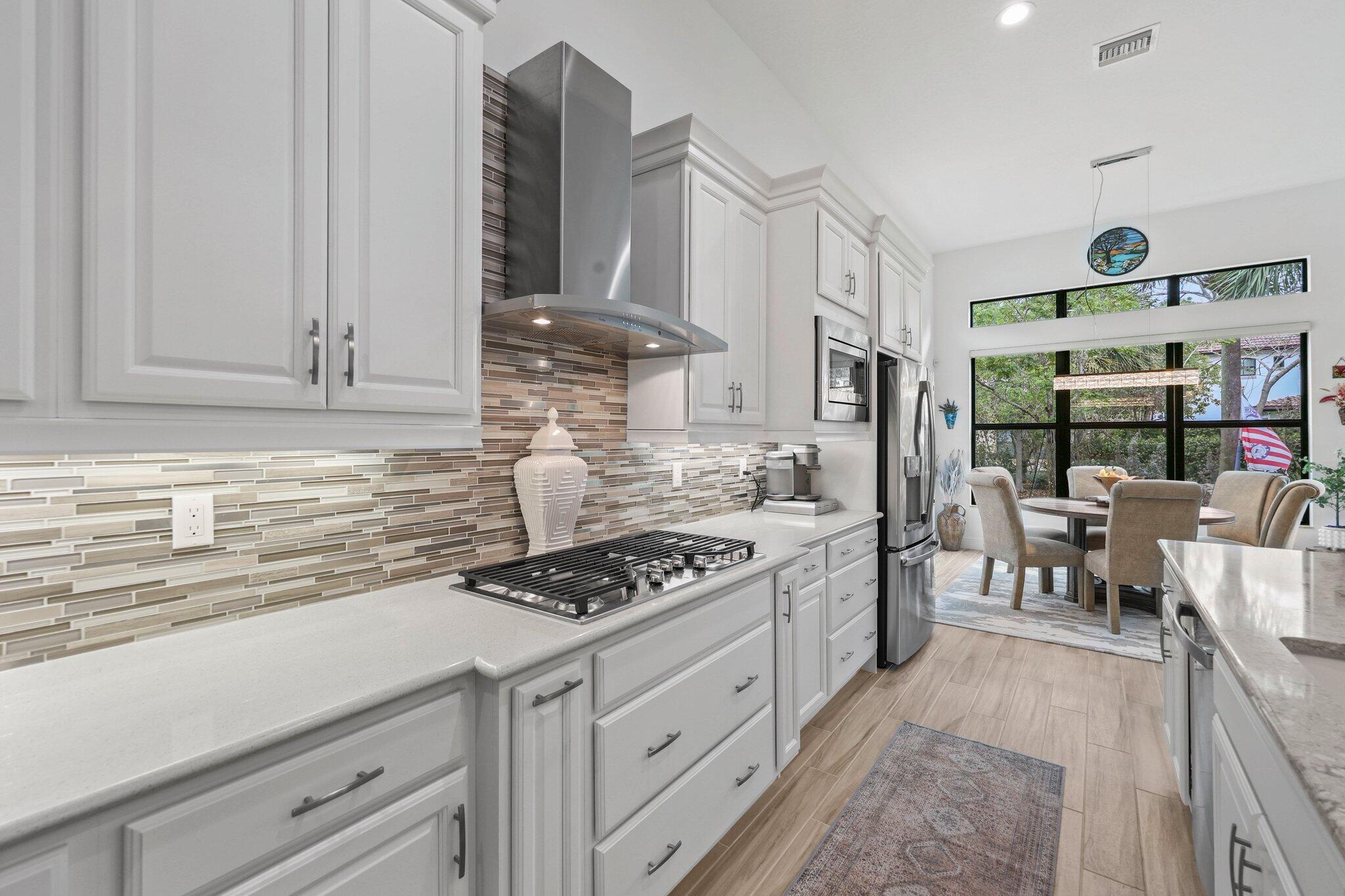 PARKLAND ROYALE - Residential