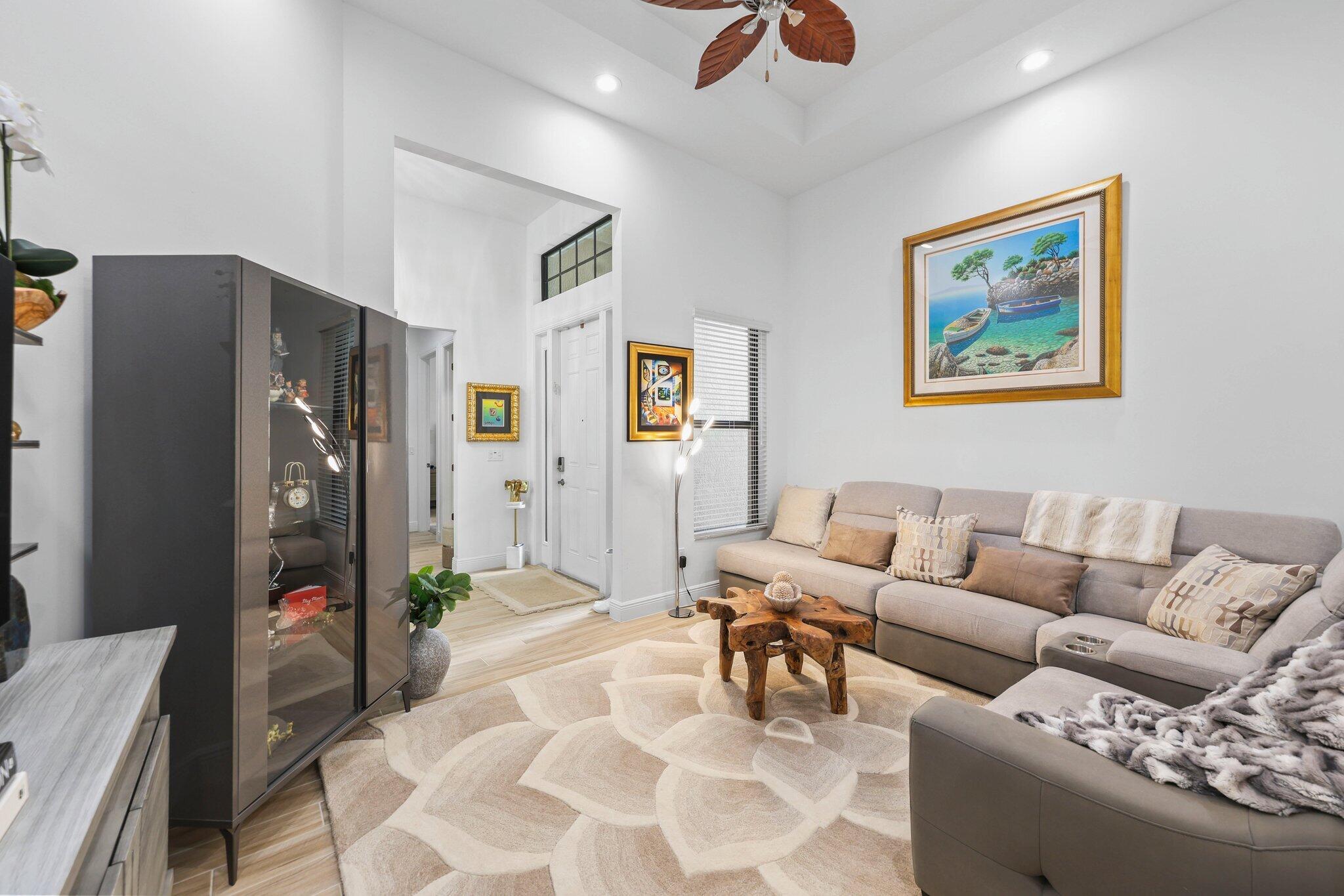 PARKLAND ROYALE - Residential