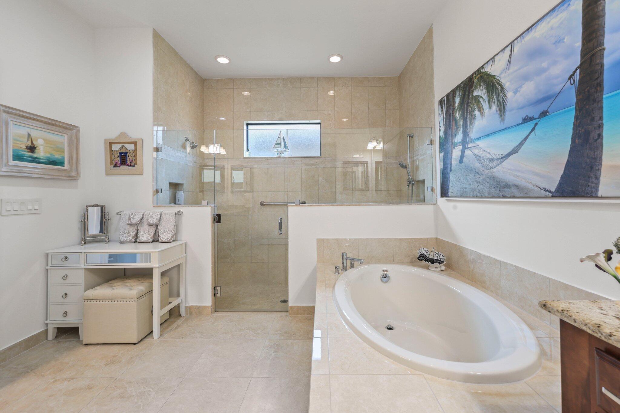 PARKLAND ROYALE - Residential