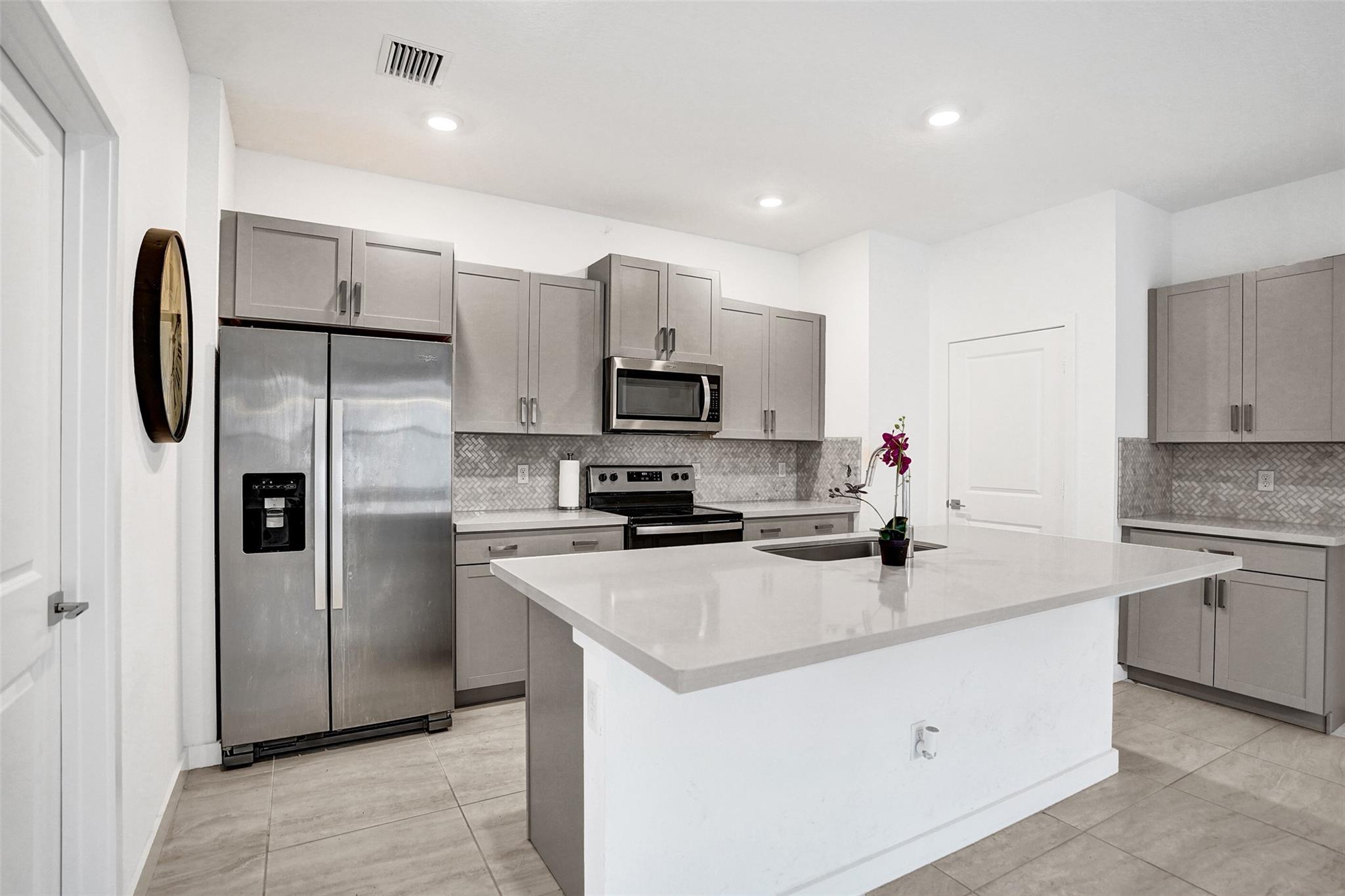 2444 Timber Forest Dr