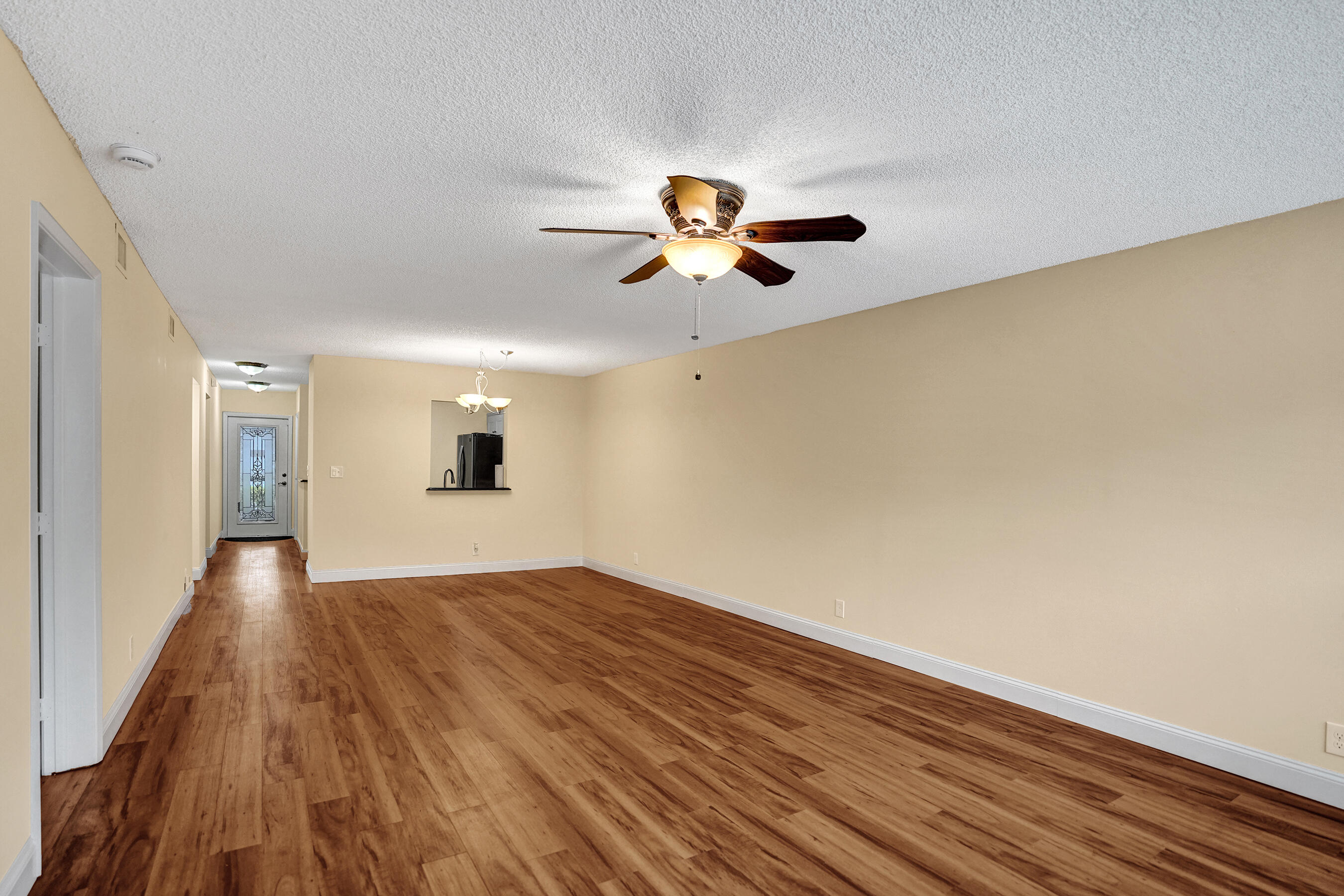 TOWN VILLAS - Residential