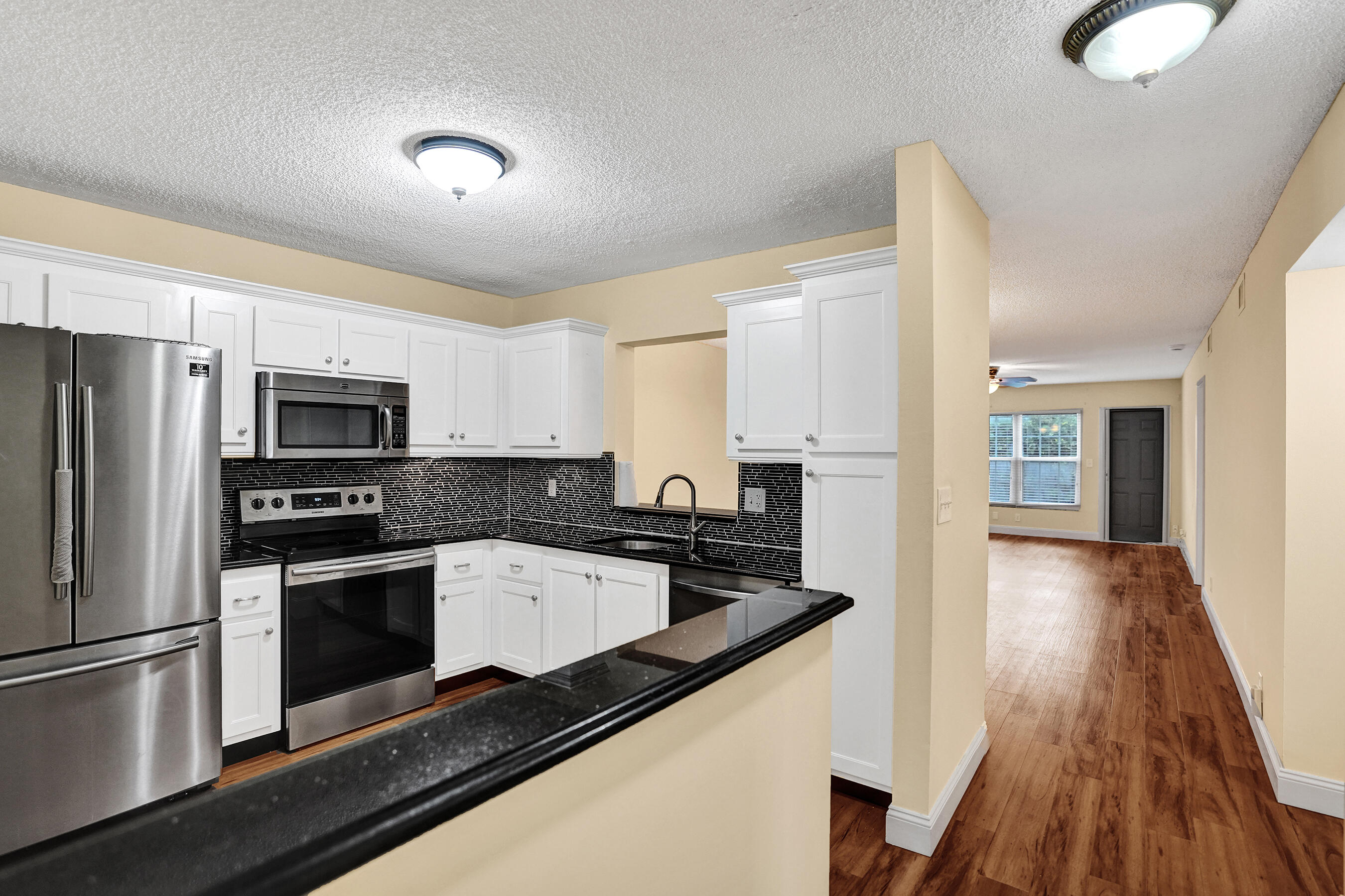 TOWN VILLAS - Residential