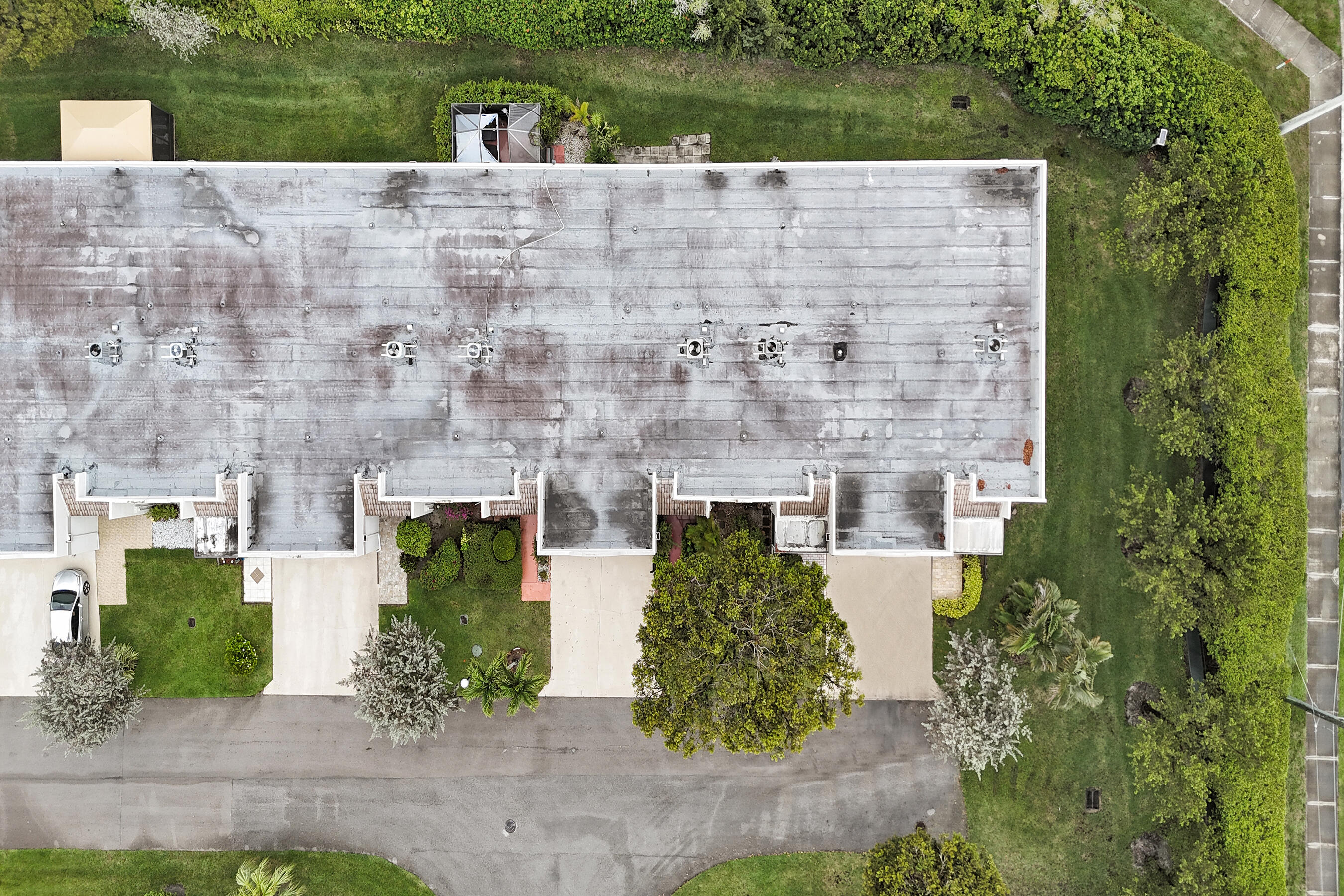 TOWN VILLAS - Residential