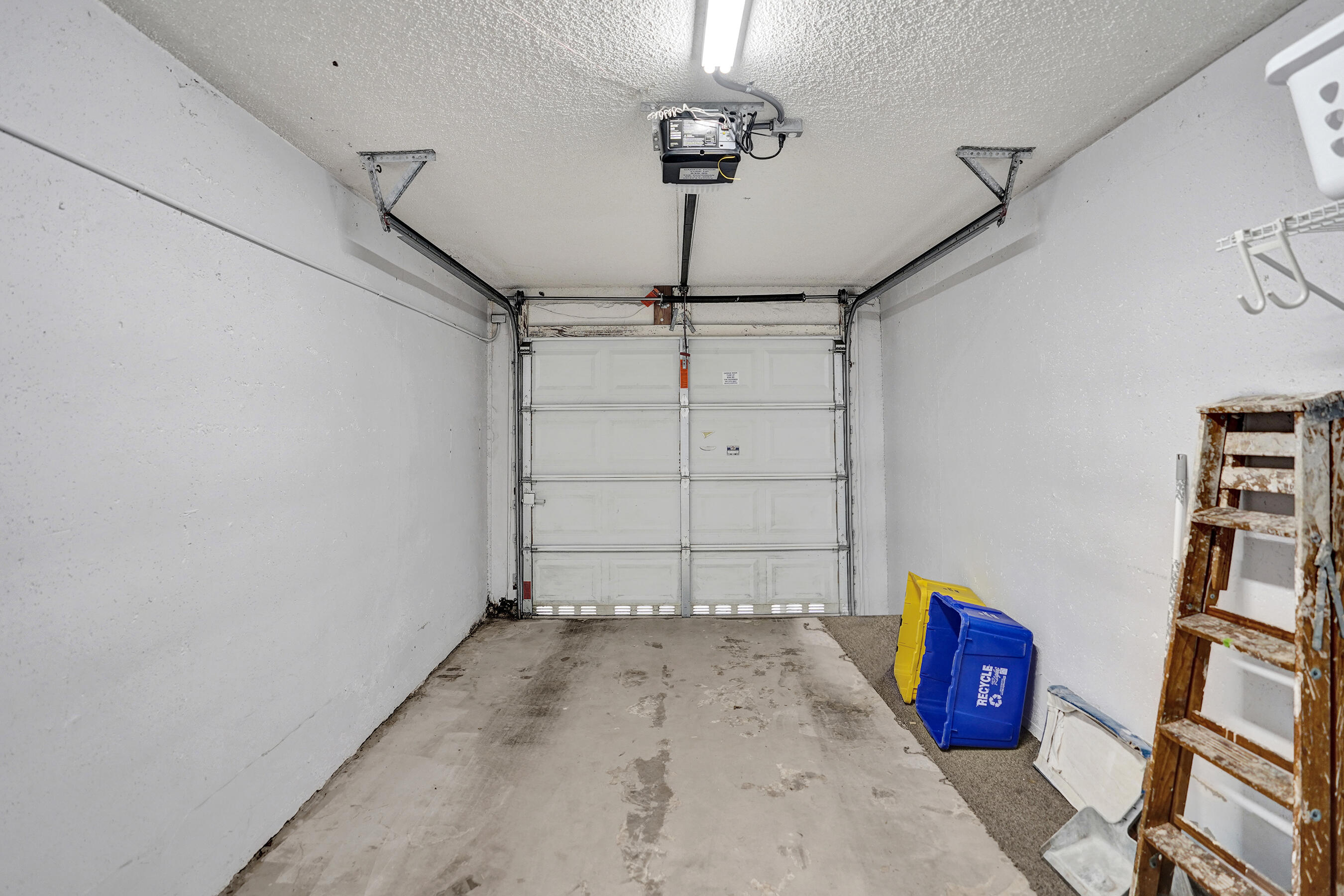 TOWN VILLAS - Residential