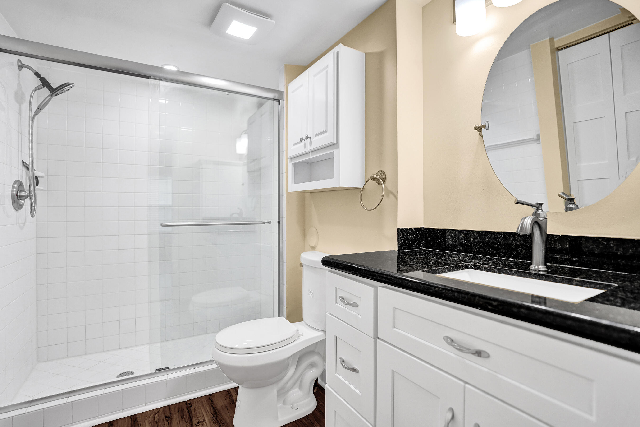 TOWN VILLAS - Residential