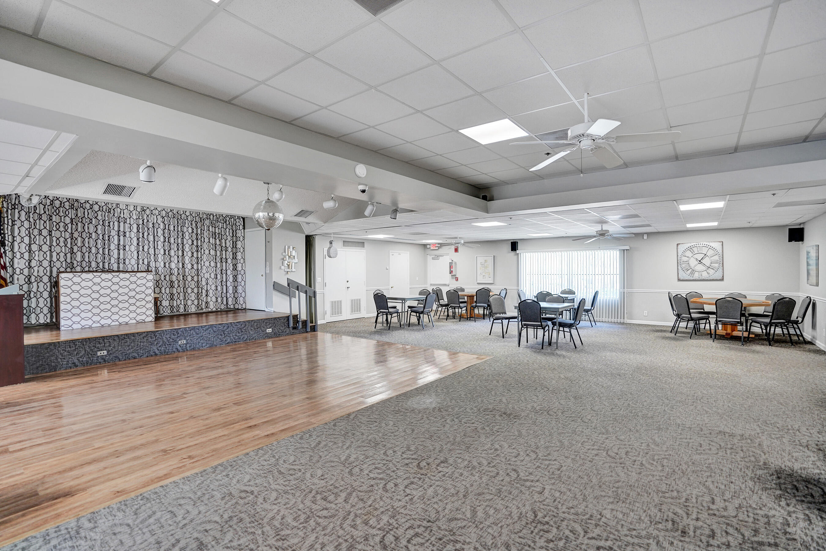 TOWN VILLAS - Residential