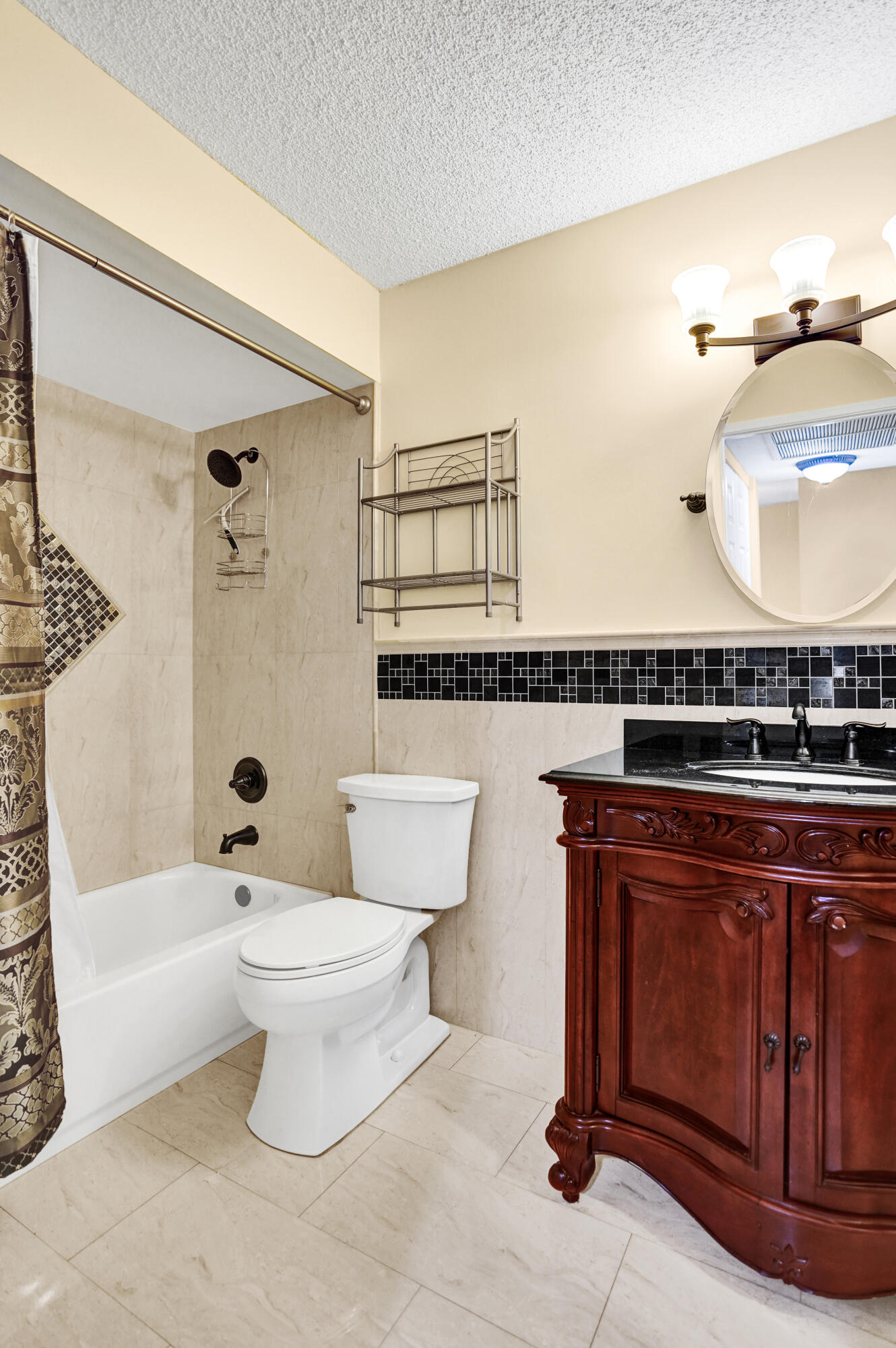 TOWN VILLAS - Residential