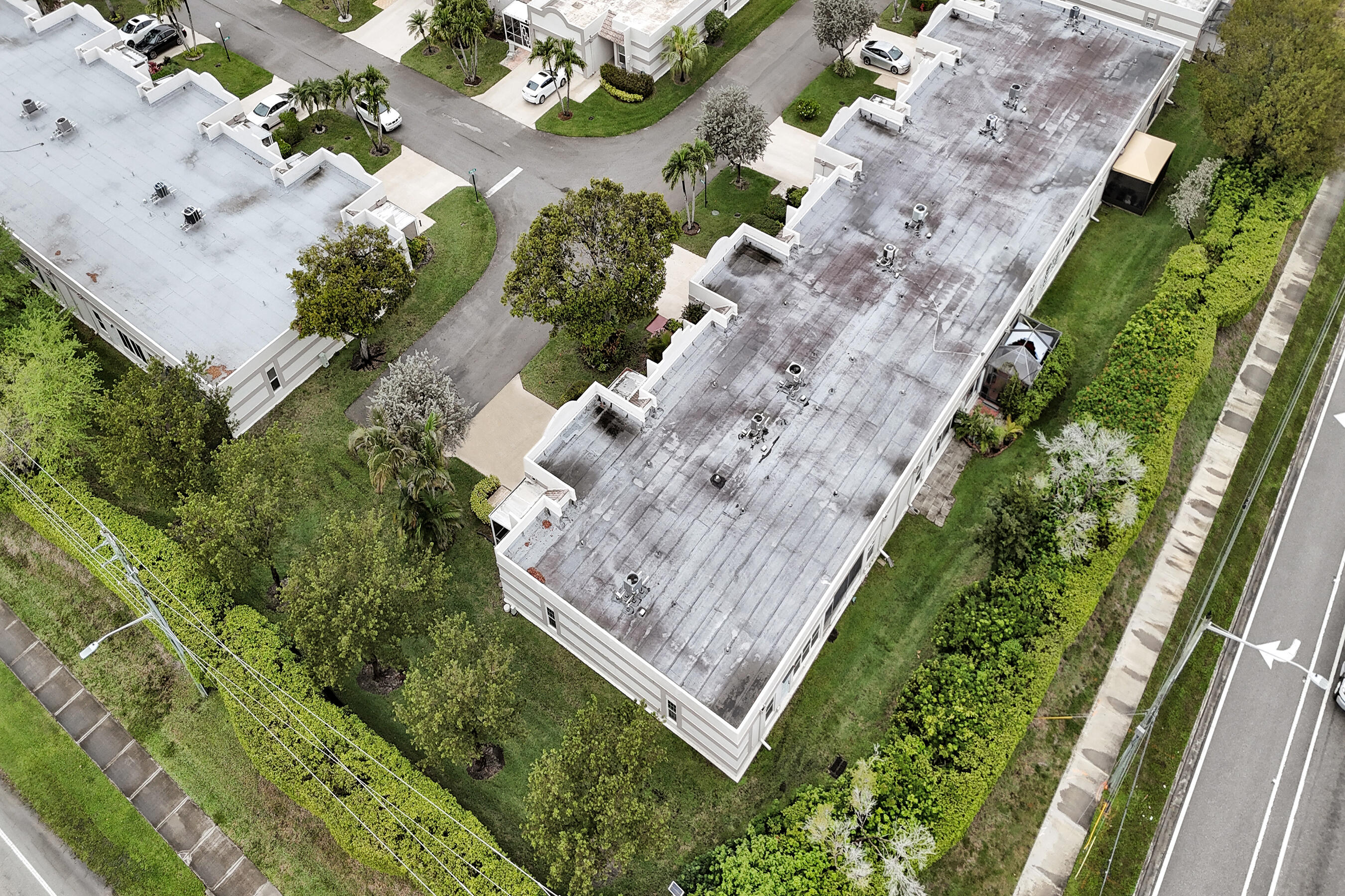 TOWN VILLAS - Residential