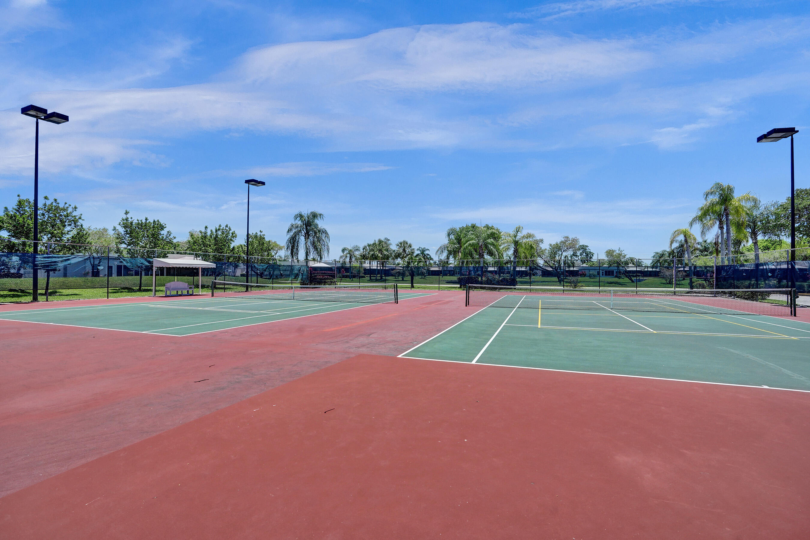 TOWN VILLAS - Residential