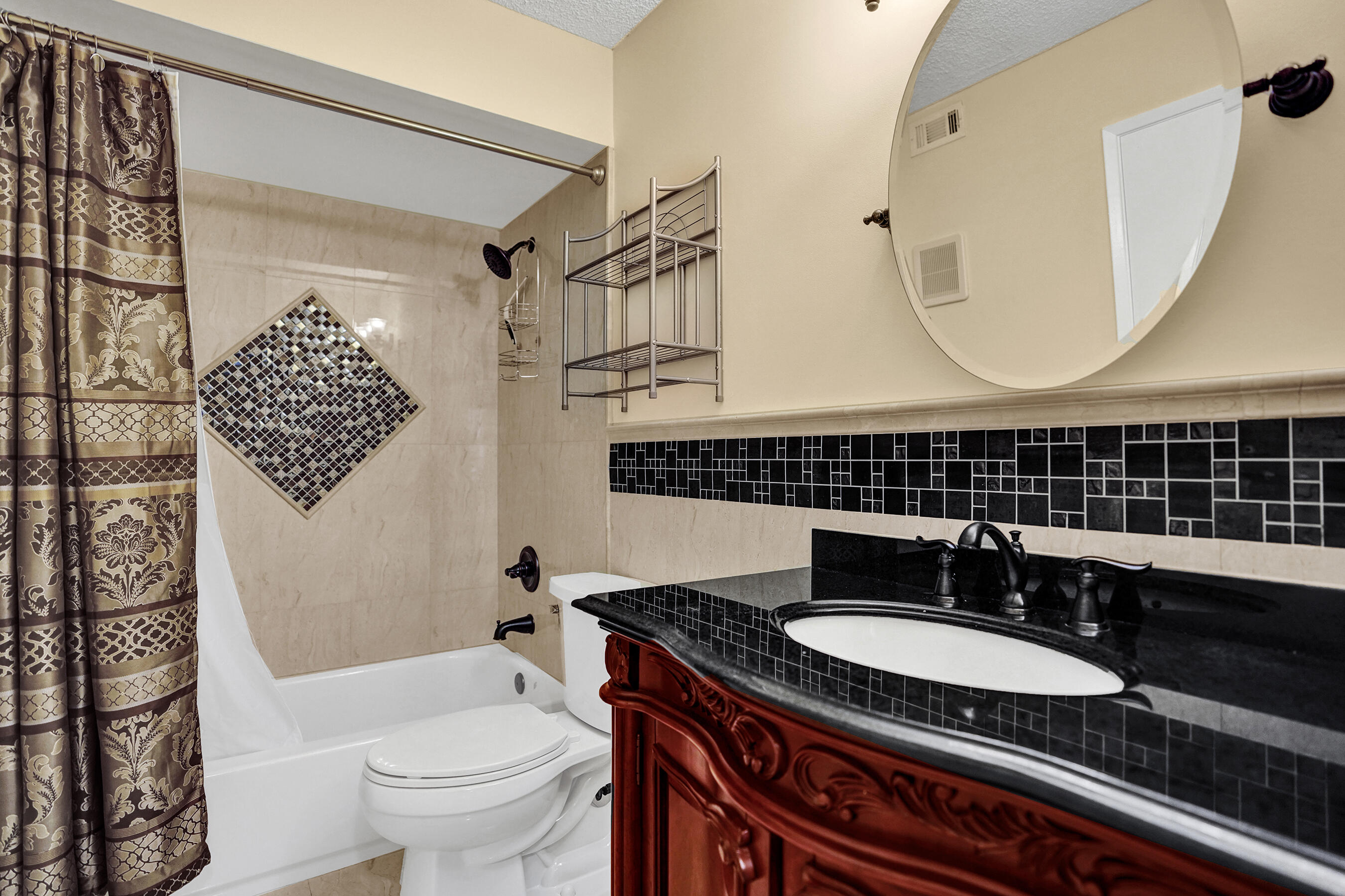 TOWN VILLAS - Residential