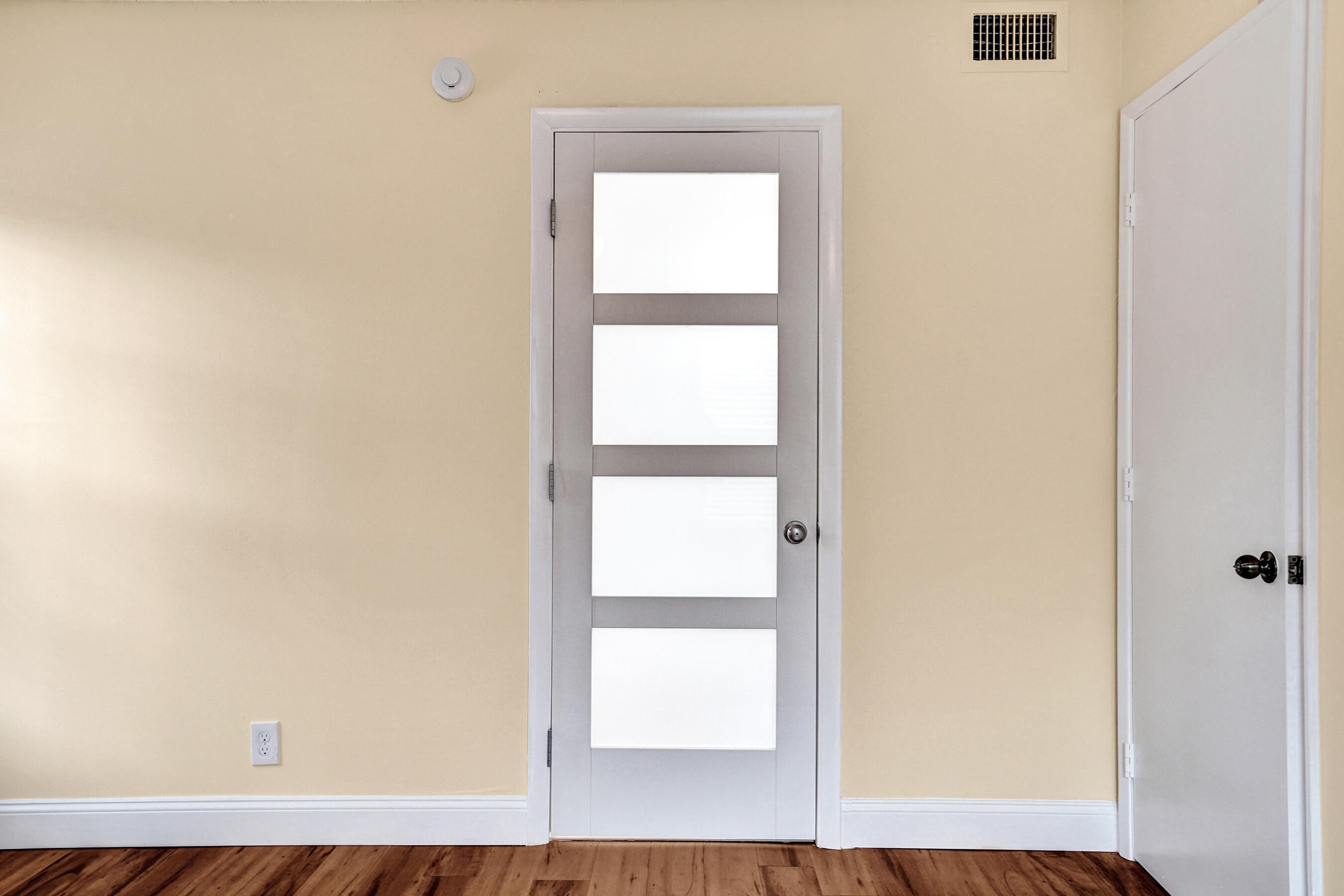 TOWN VILLAS - Residential