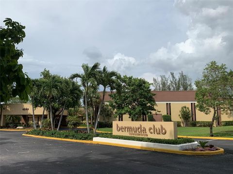 Condominium in Tamarac FL 6051 61st Ave Ave 15.jpg