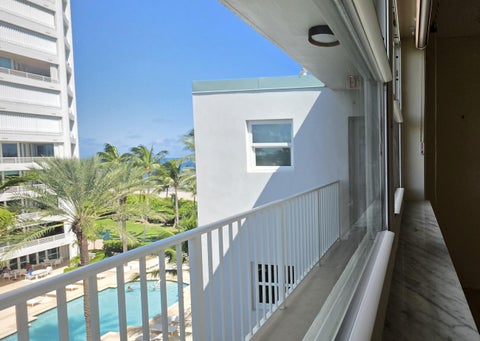 Tiny photo for 1750 S OCEAN BLVD #507E, Lauderdale By The Sea, FL 33062 (MLS # B26091077)