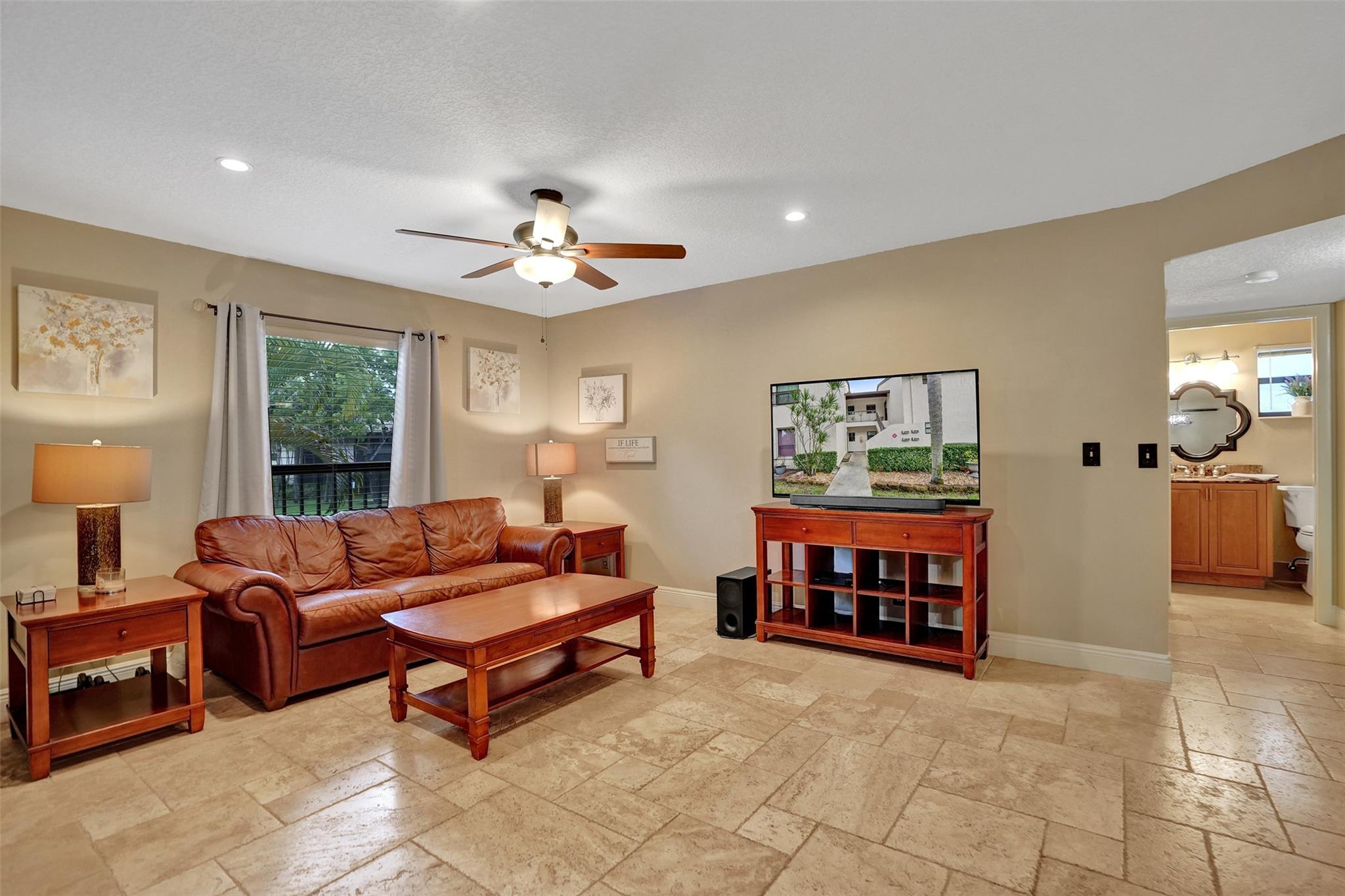 Baywood Village 1 - Residential