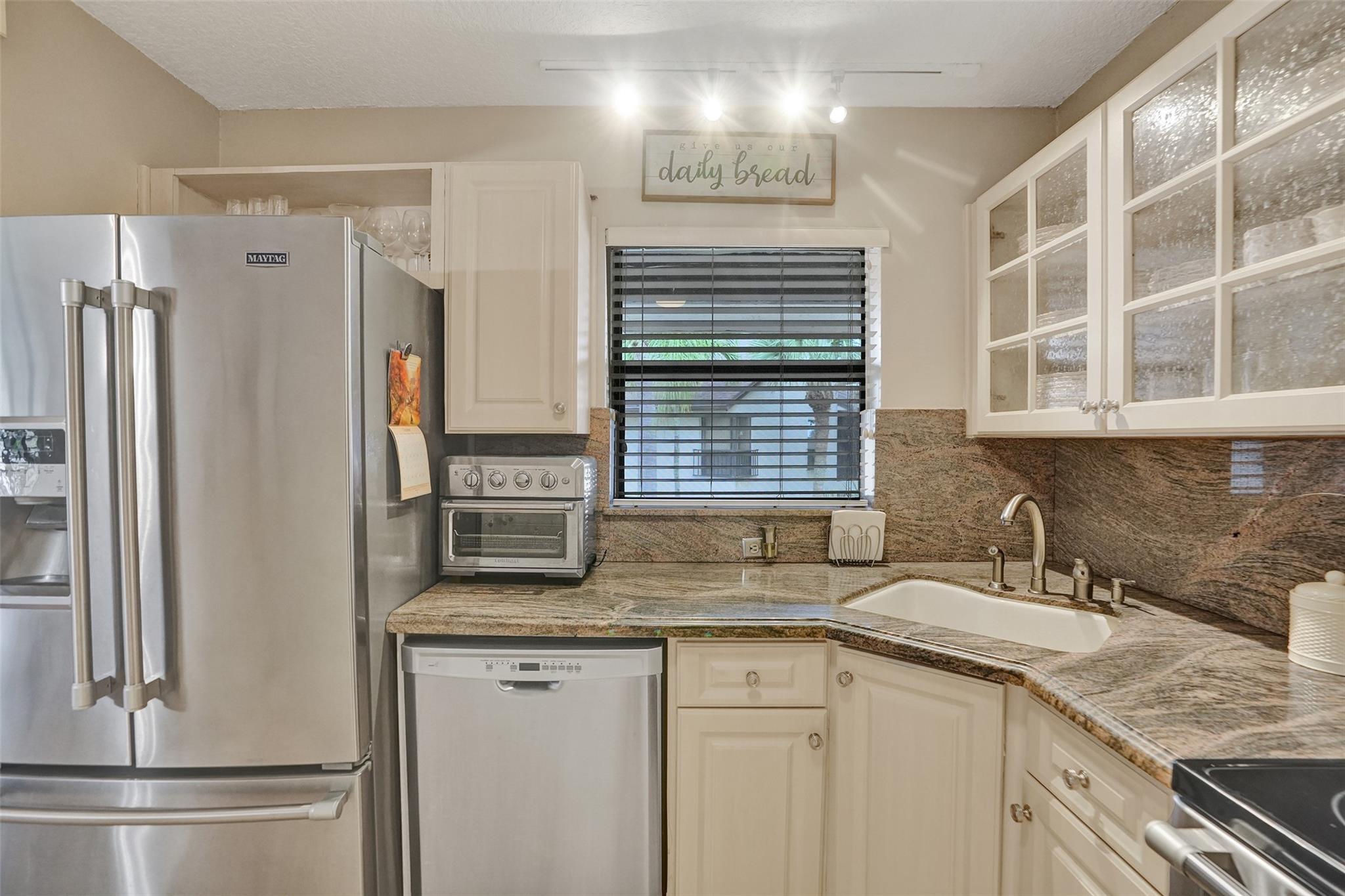 Baywood Village 1 - Residential