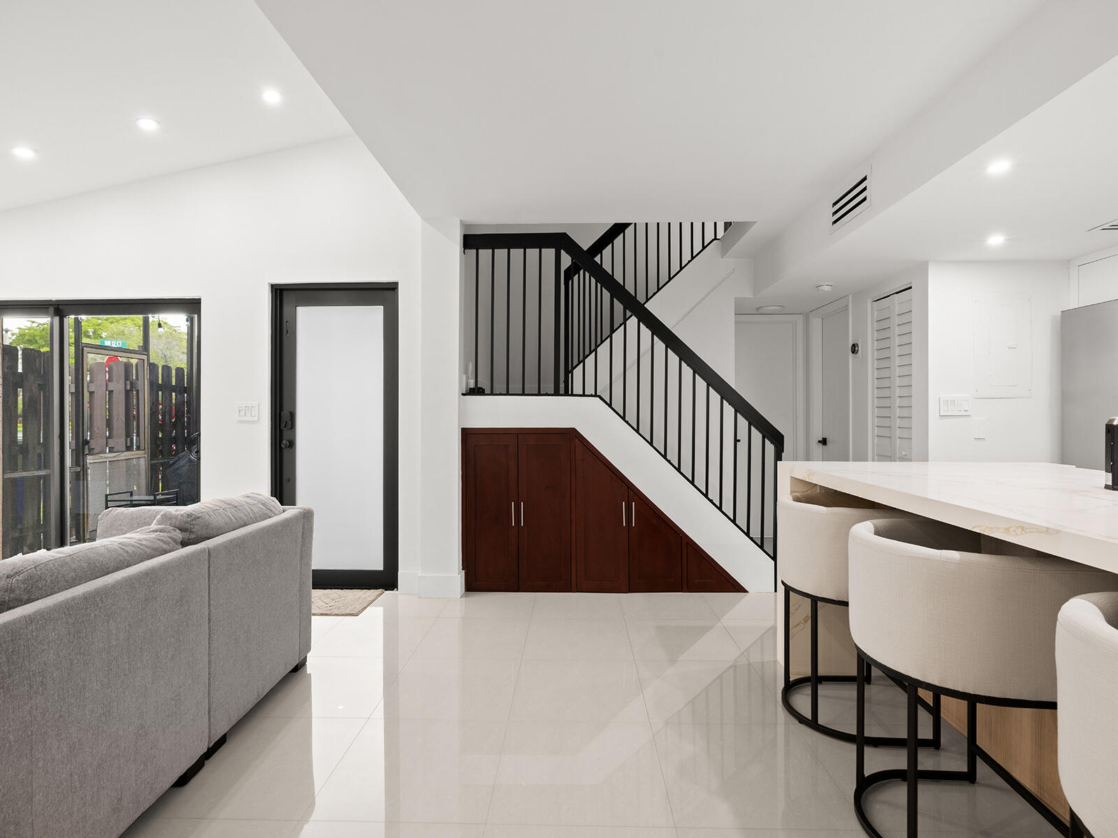 PEMBROKE LAKES SECTION SEVEN - Residential