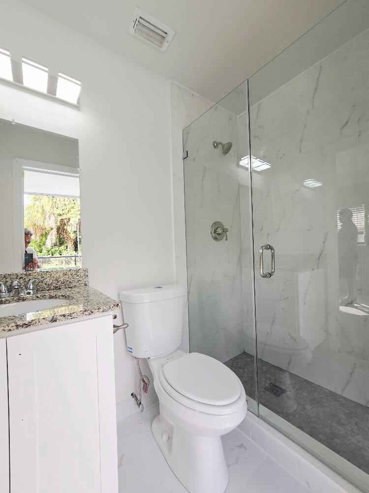 ISLAND ESTATES - Residential