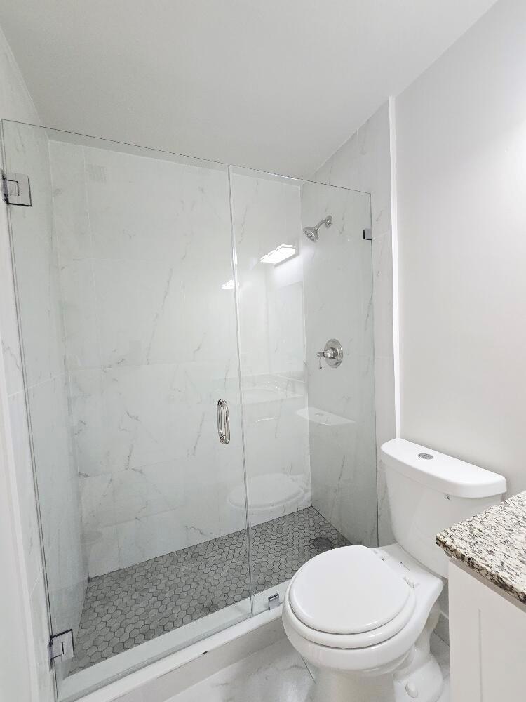 ISLAND ESTATES - Residential