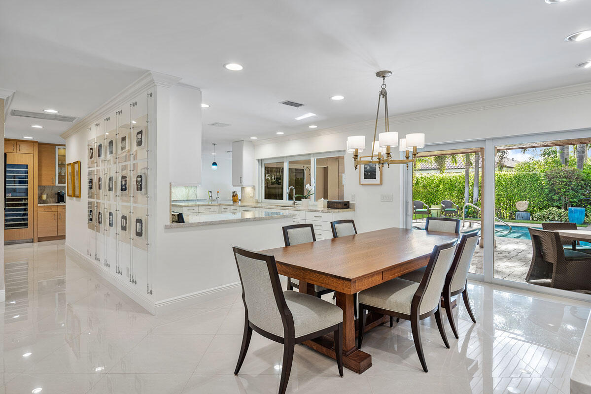 ROYAL PALM YACHT & COUNTRY CLUB - Residential