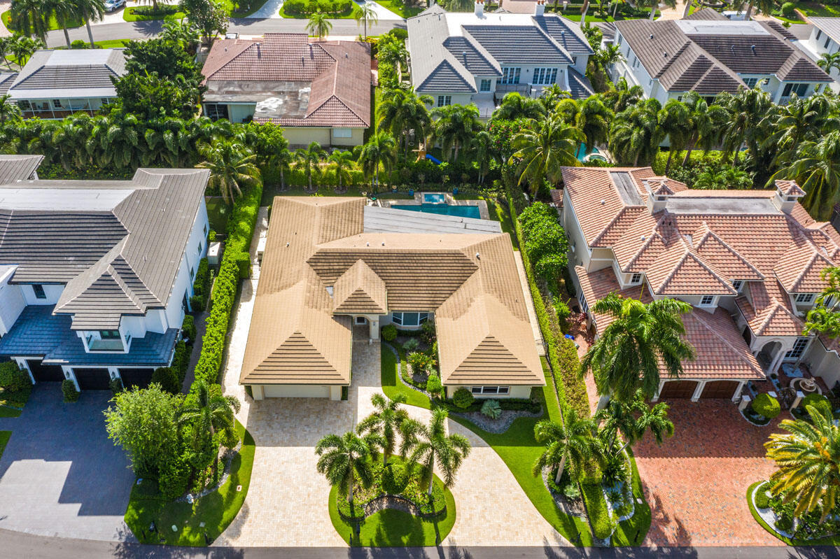 ROYAL PALM YACHT & COUNTRY CLUB - Residential