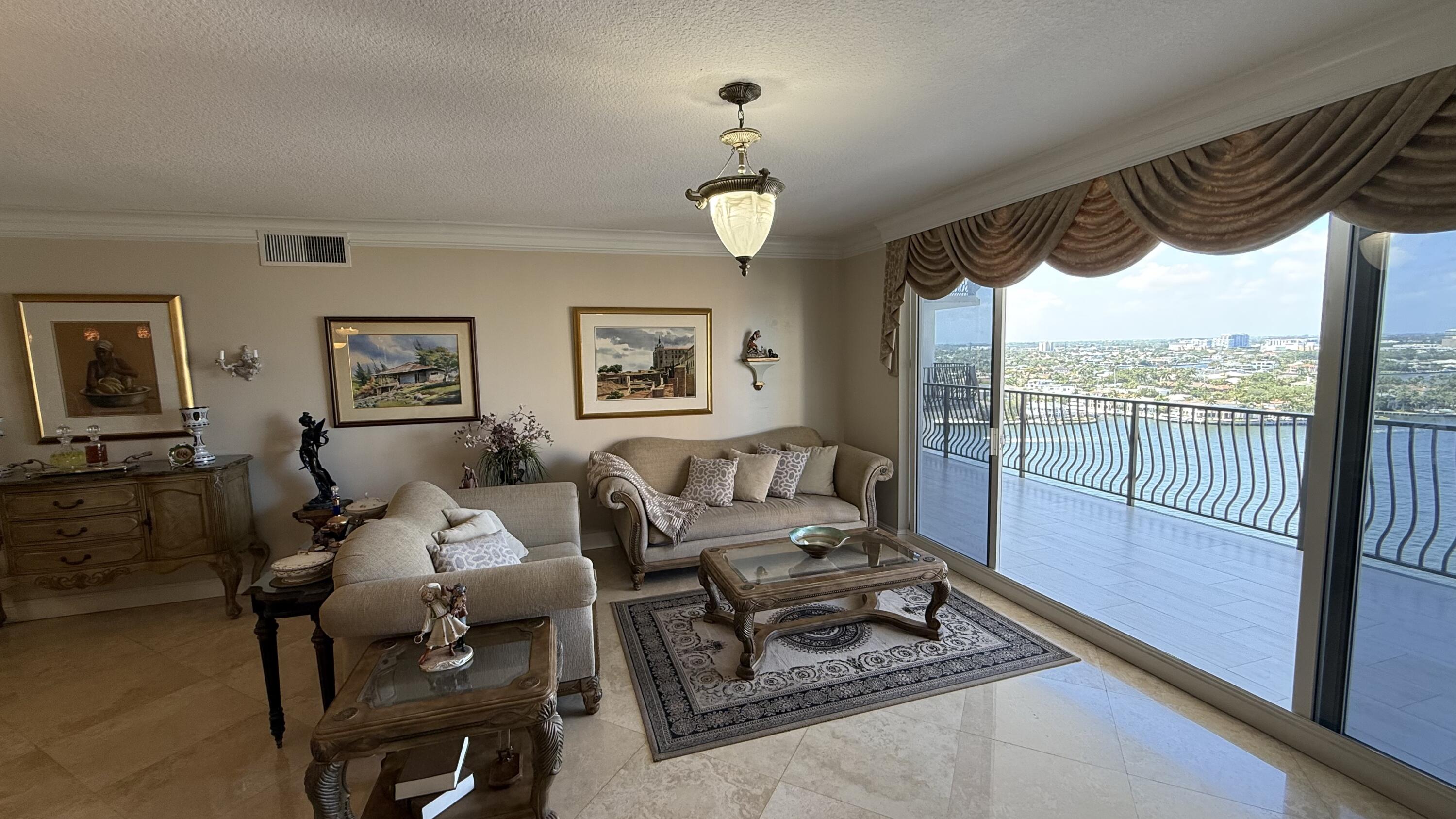 JACKSON TOWER LAS OLAS CONDO - Residential