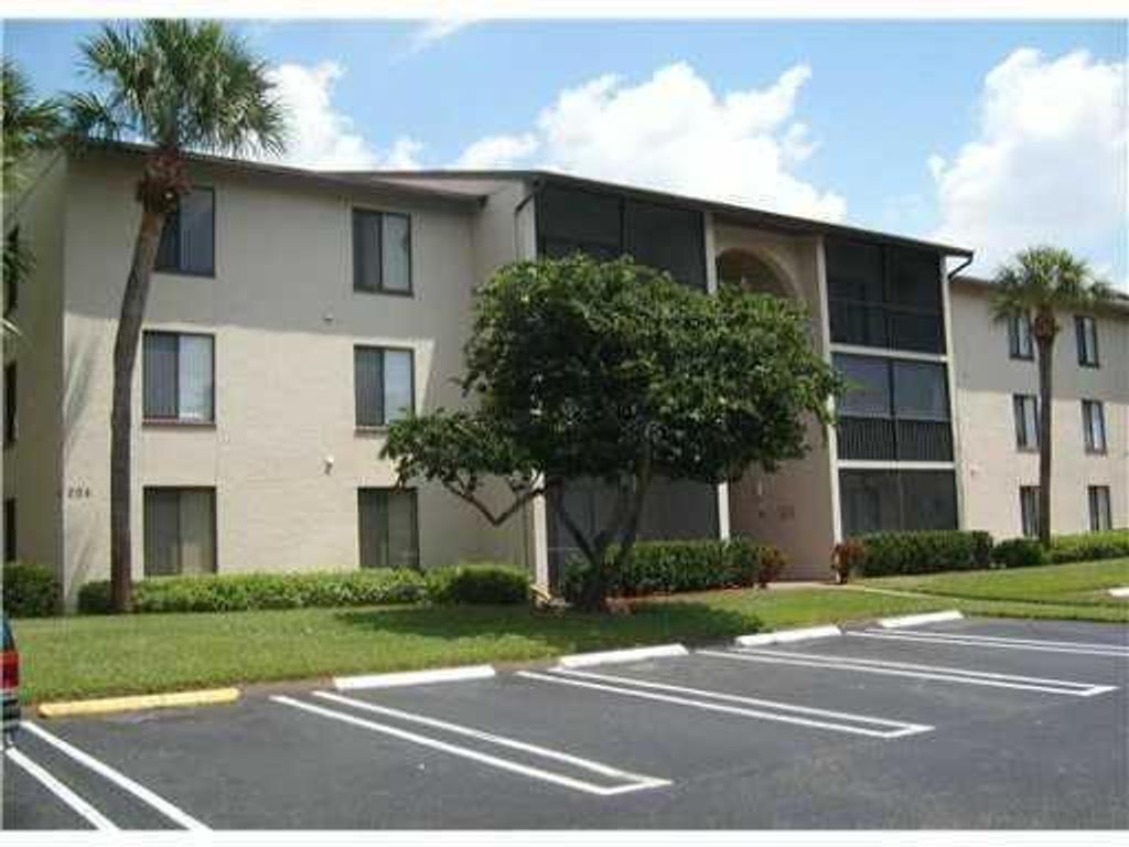 Photo of 206 Foxtail Drive #B2, Greenacres, FL 33415 (MLS # R11129651)