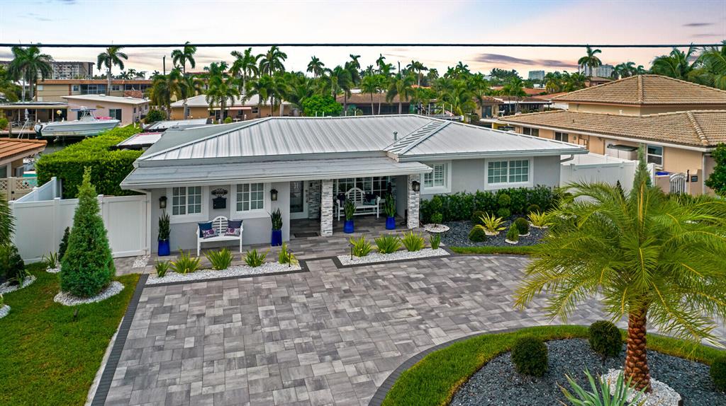 Photo of 2273 SE 10 Street, Pompano Beach, FL 33062 (MLS # R10743330)
