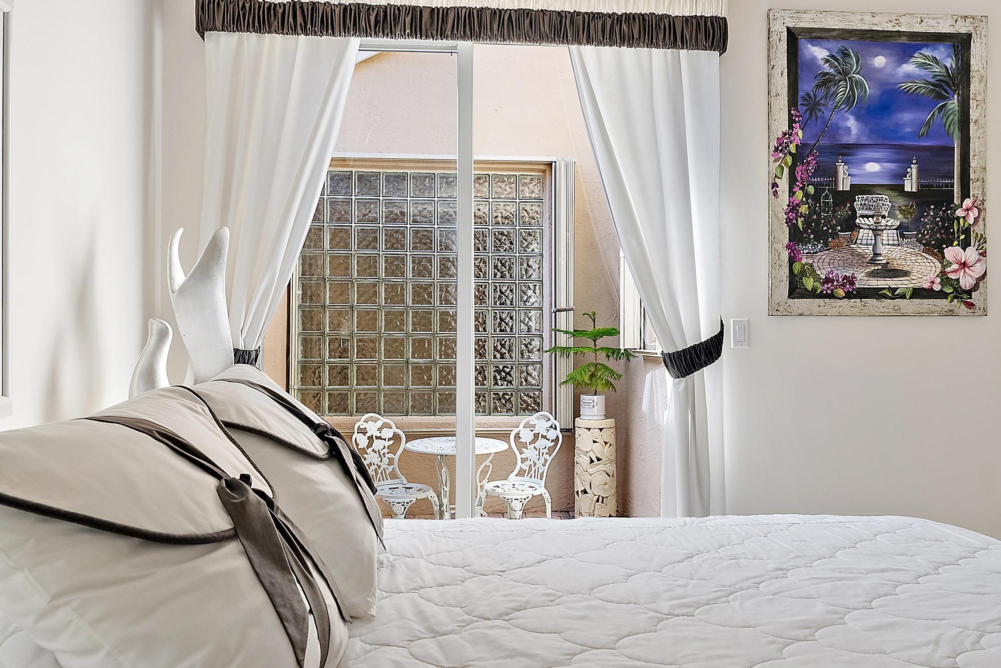 IBIS GOLF AND COUNTRY CLU - Residential