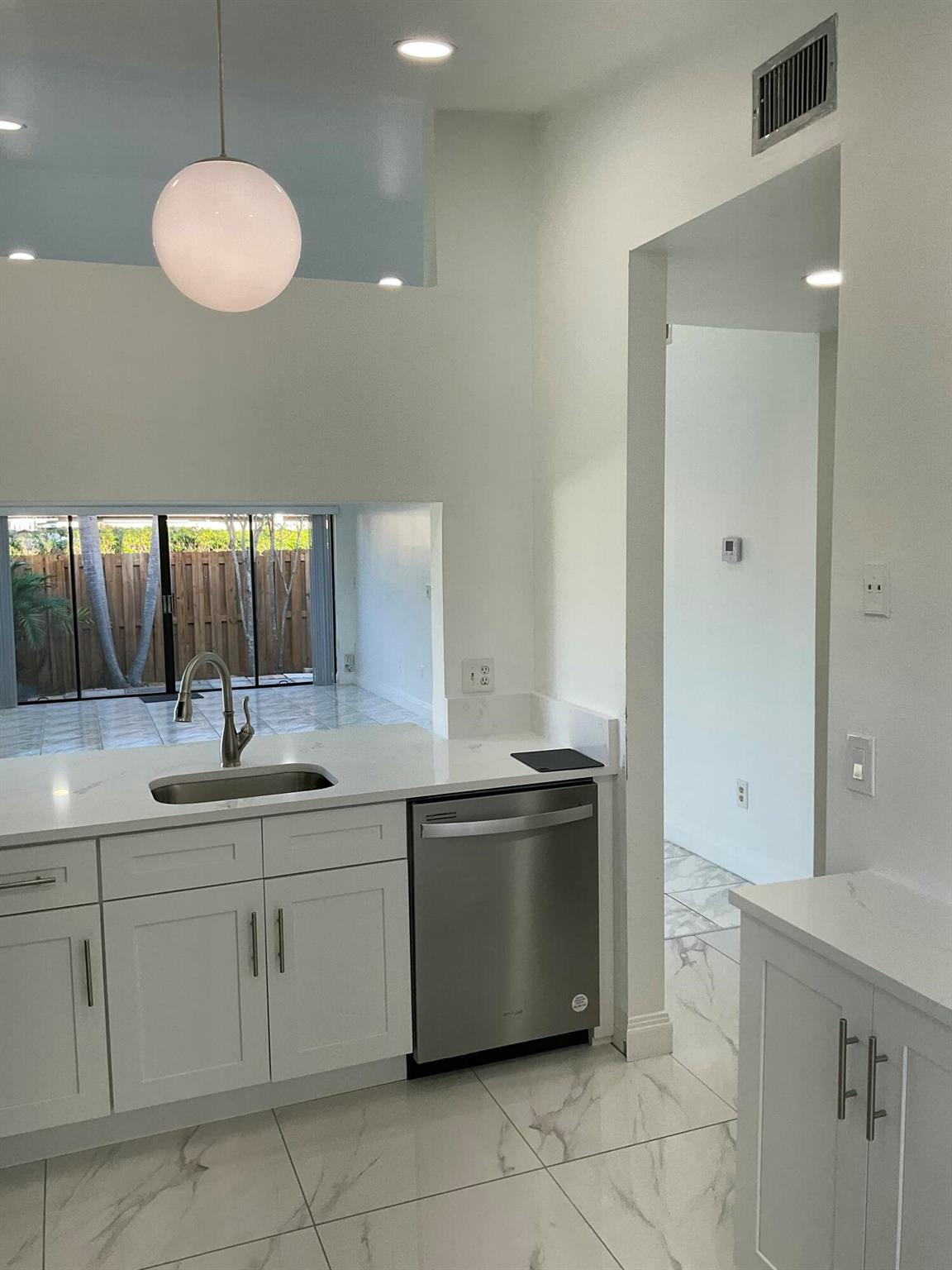 View photos, virtual tours, details... 10212 Boca Bend E D1