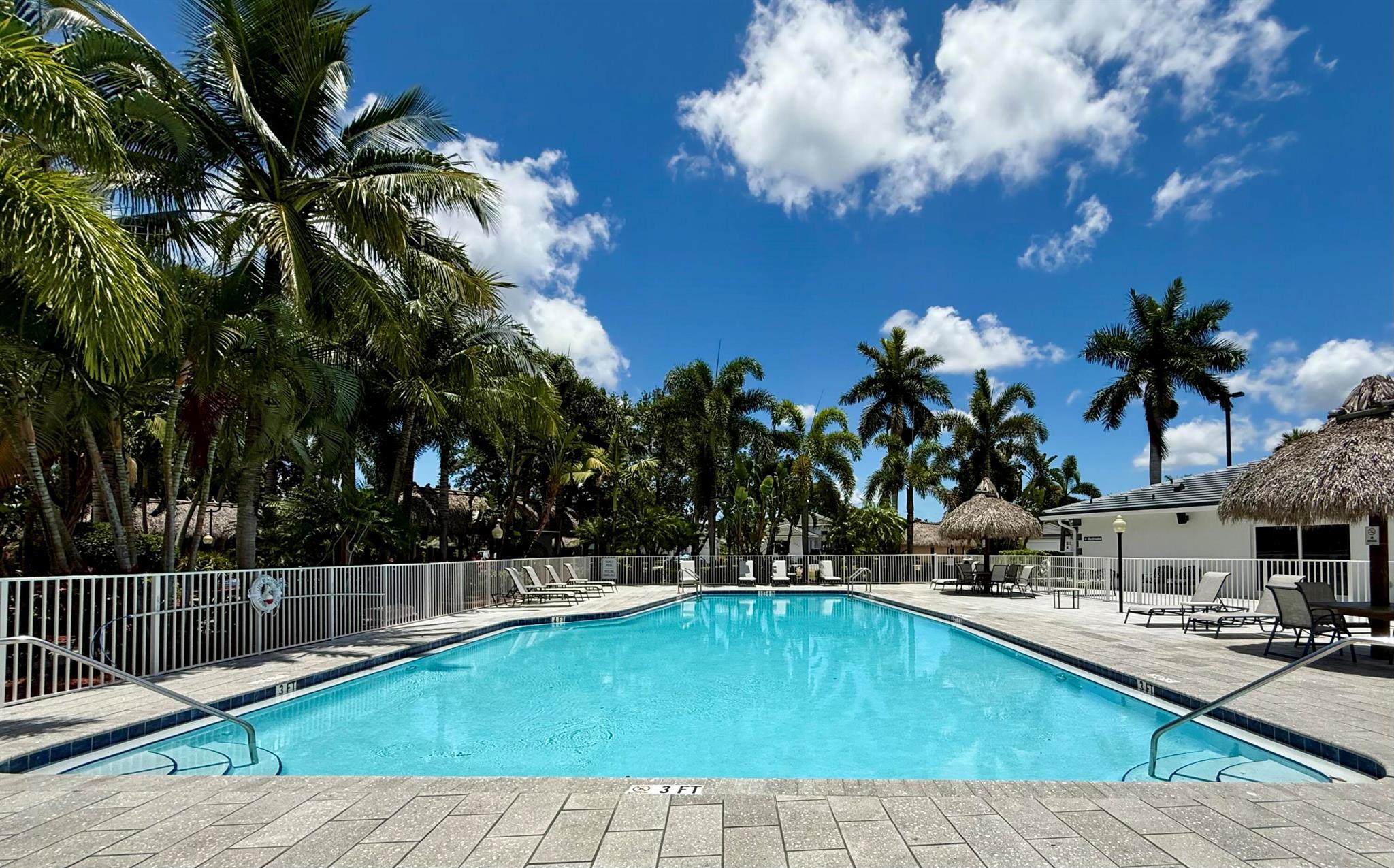 AZTEC RV RESORT LAND COND - Land