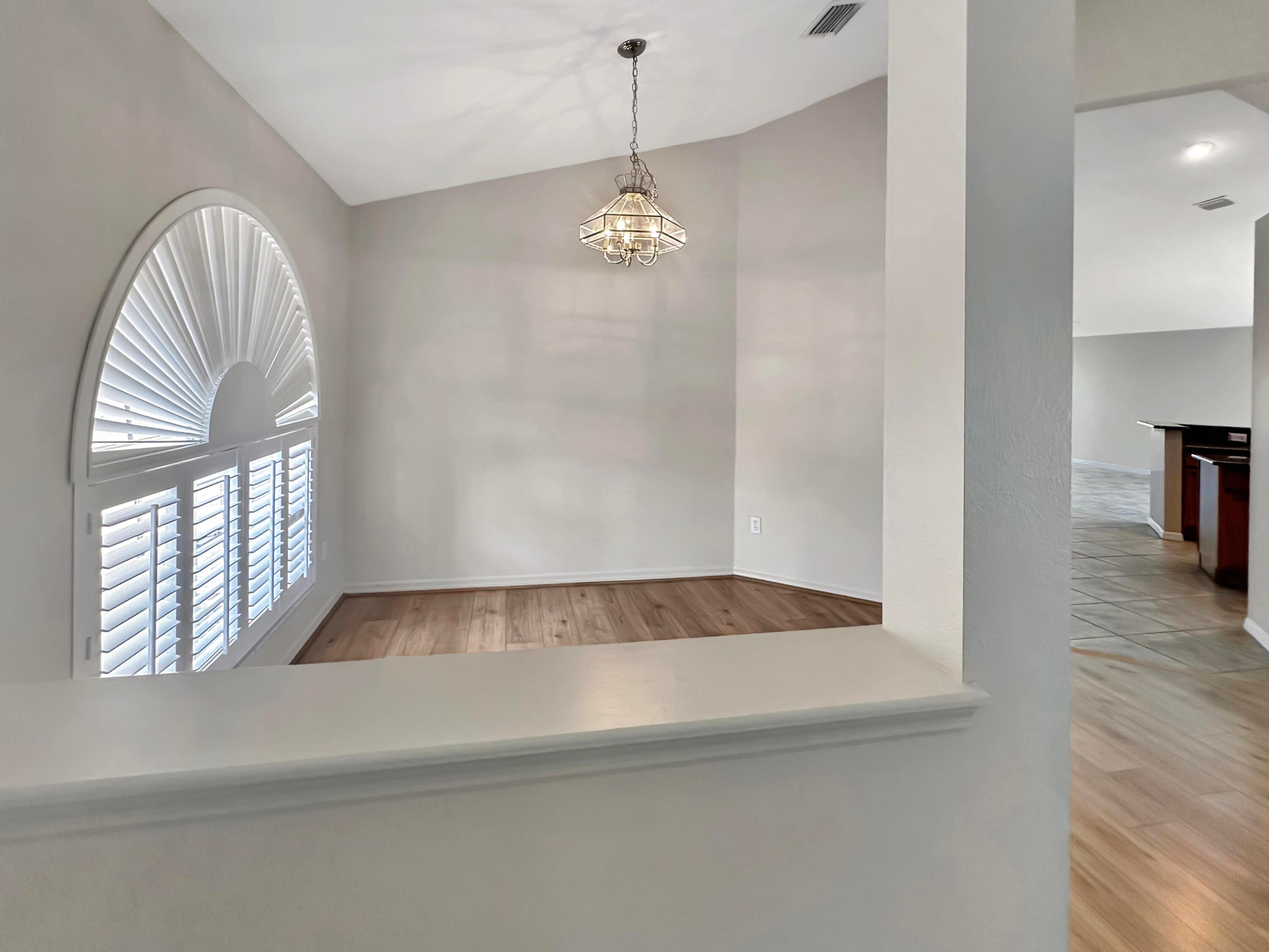 TARPON ISLAND CLUB III - Residential Lease