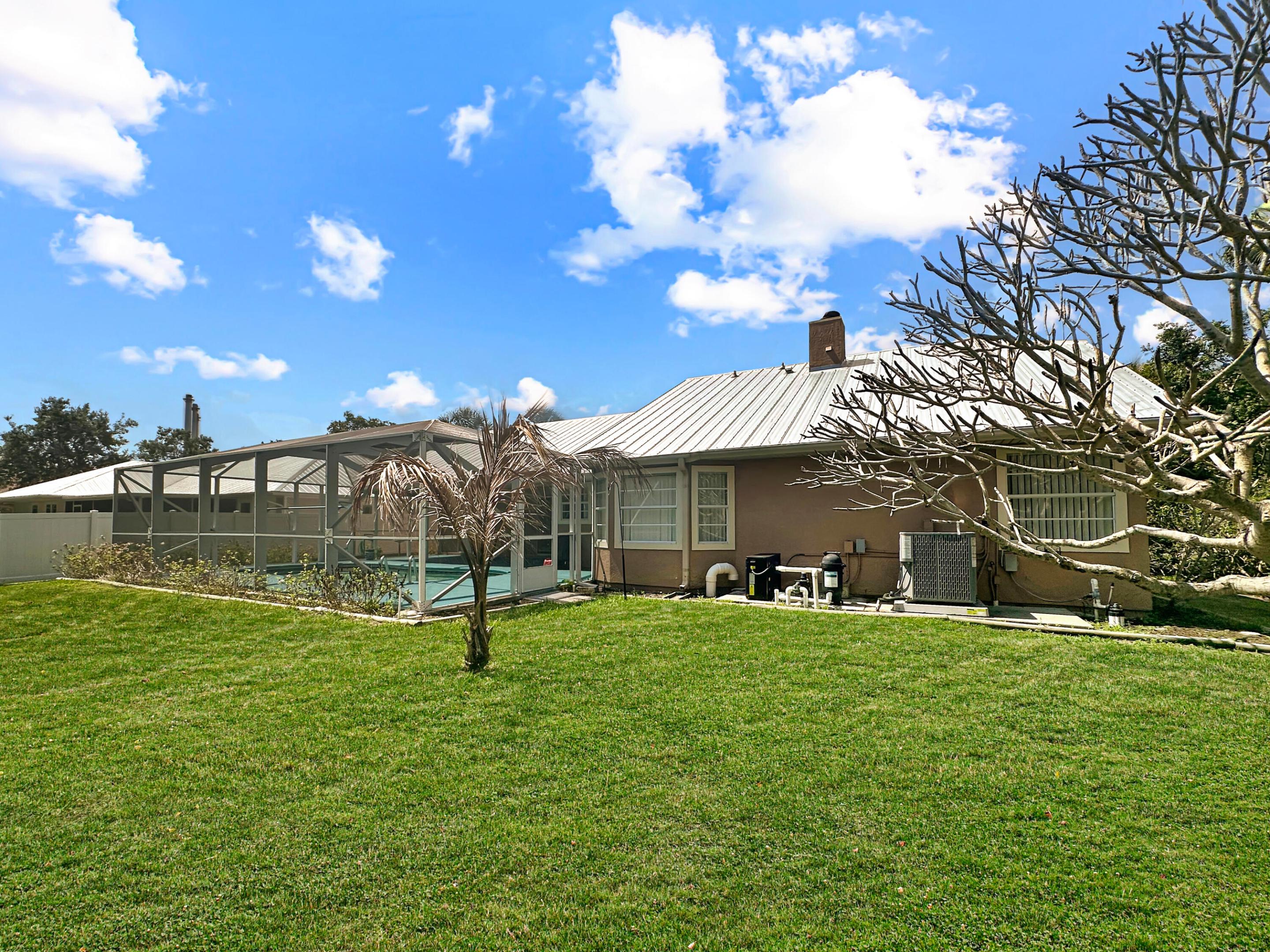 TARPON ISLAND CLUB III - Residential Lease