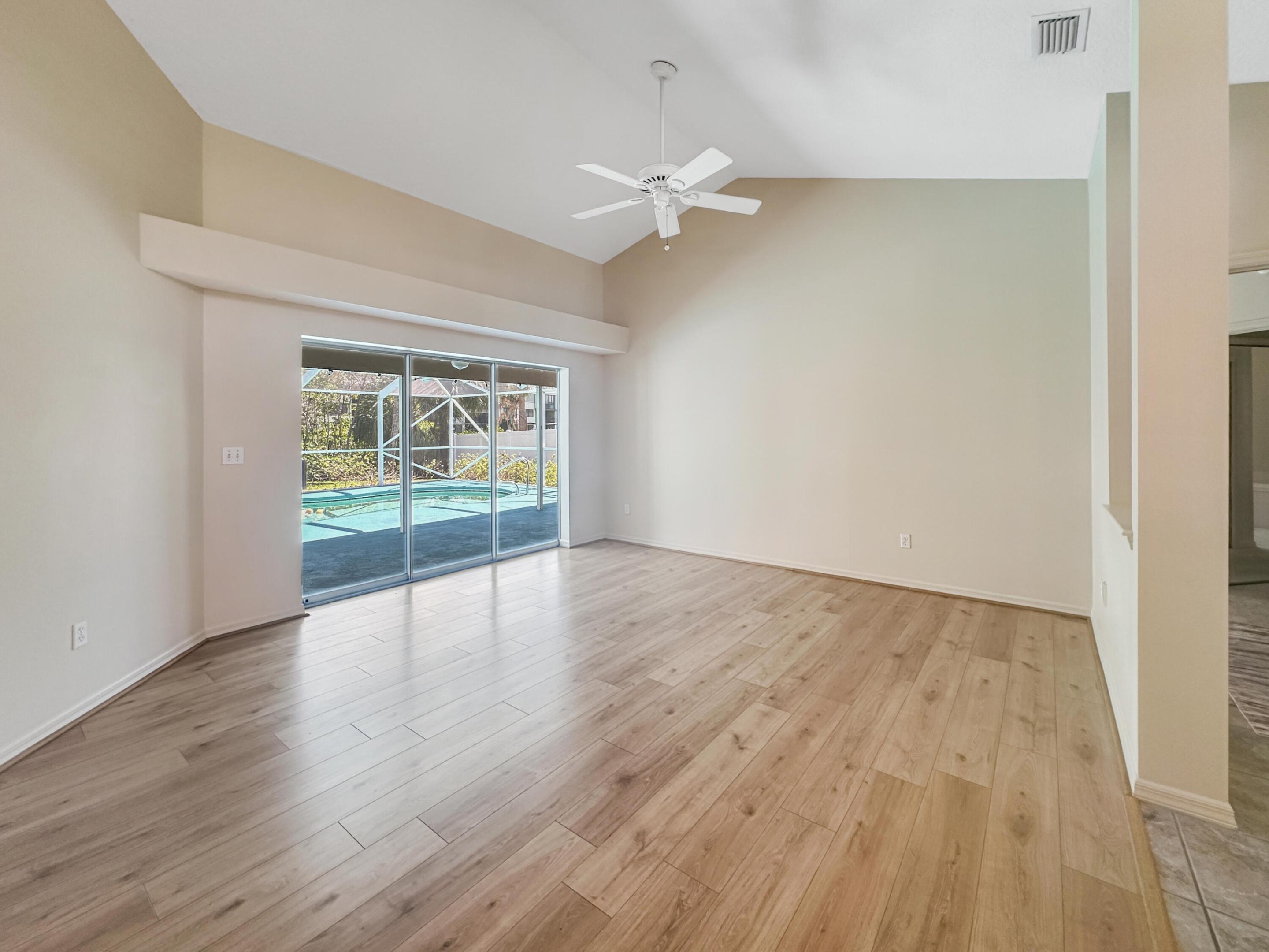 TARPON ISLAND CLUB III - Residential Lease