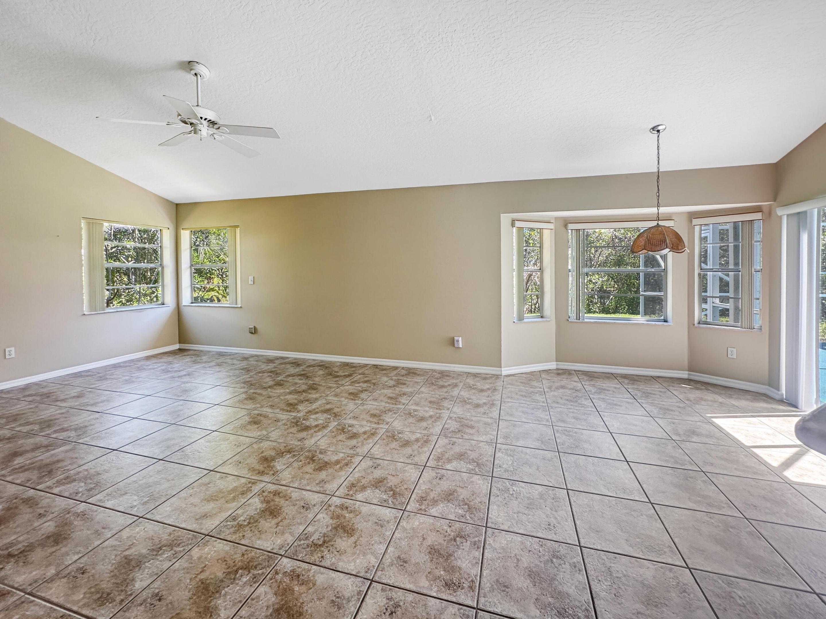 TARPON ISLAND CLUB III - Residential Lease