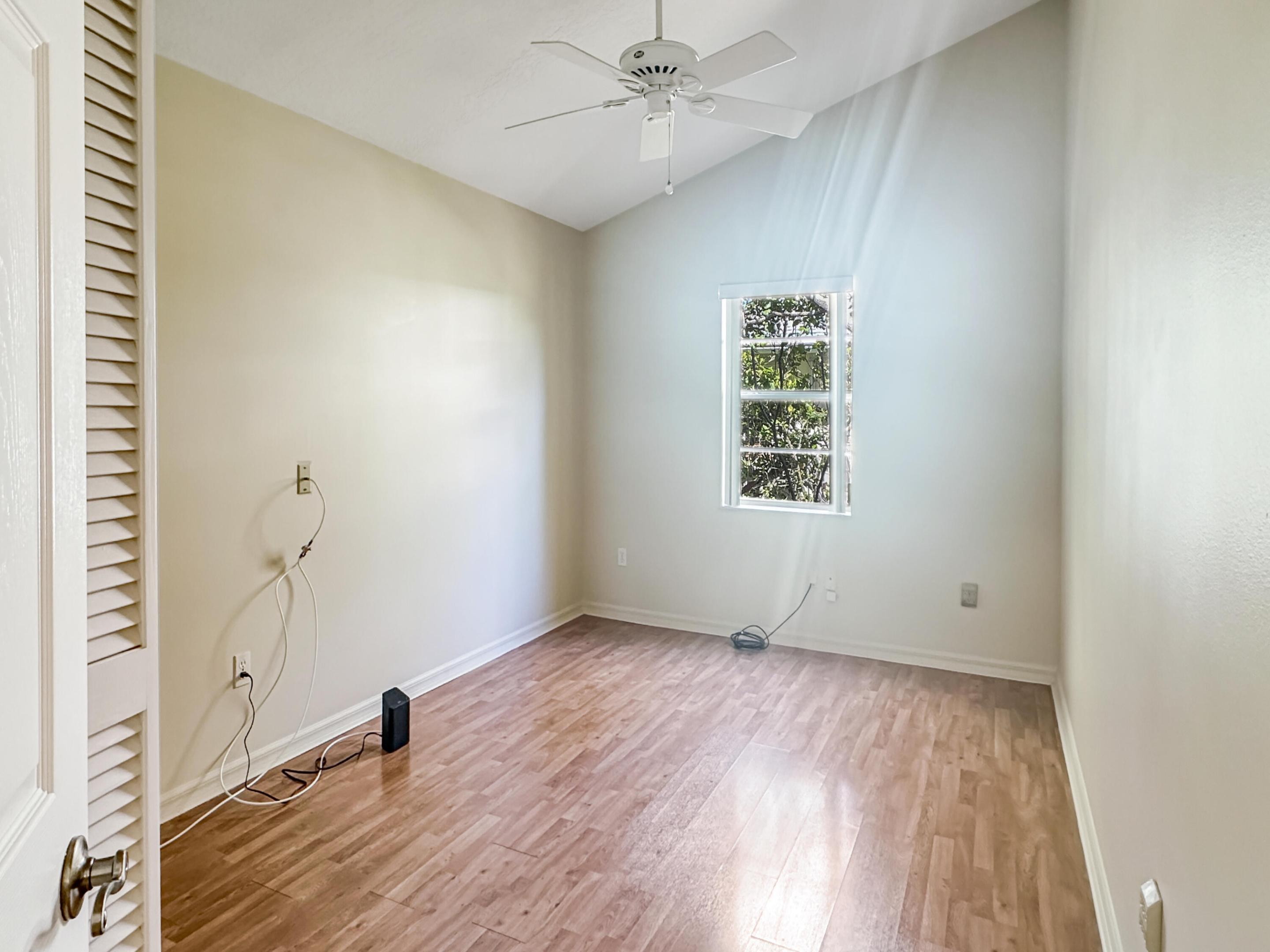 TARPON ISLAND CLUB III - Residential Lease