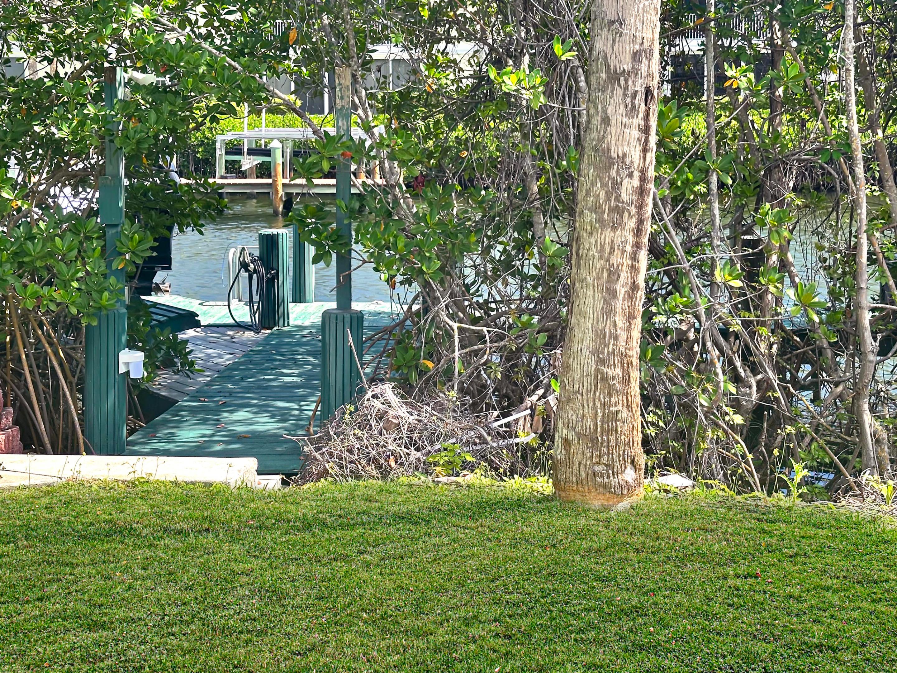 TARPON ISLAND CLUB III - Residential Lease