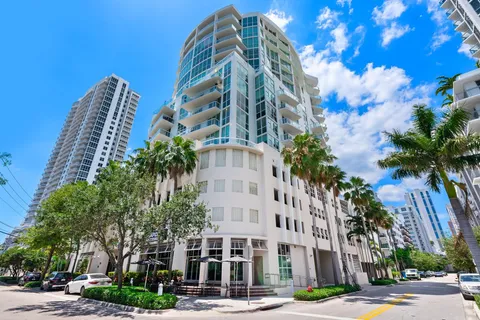 111 SE 8th Ave Unit 606, Fort Lauderdale, FL MLS: F10504211