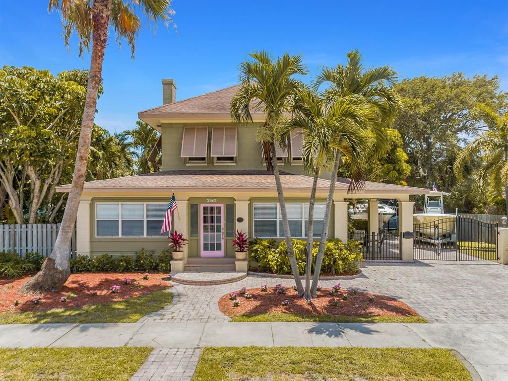 Photo of 250 Foresteria Drive, West Palm Beach, FL 33403 (MLS # R10719710)