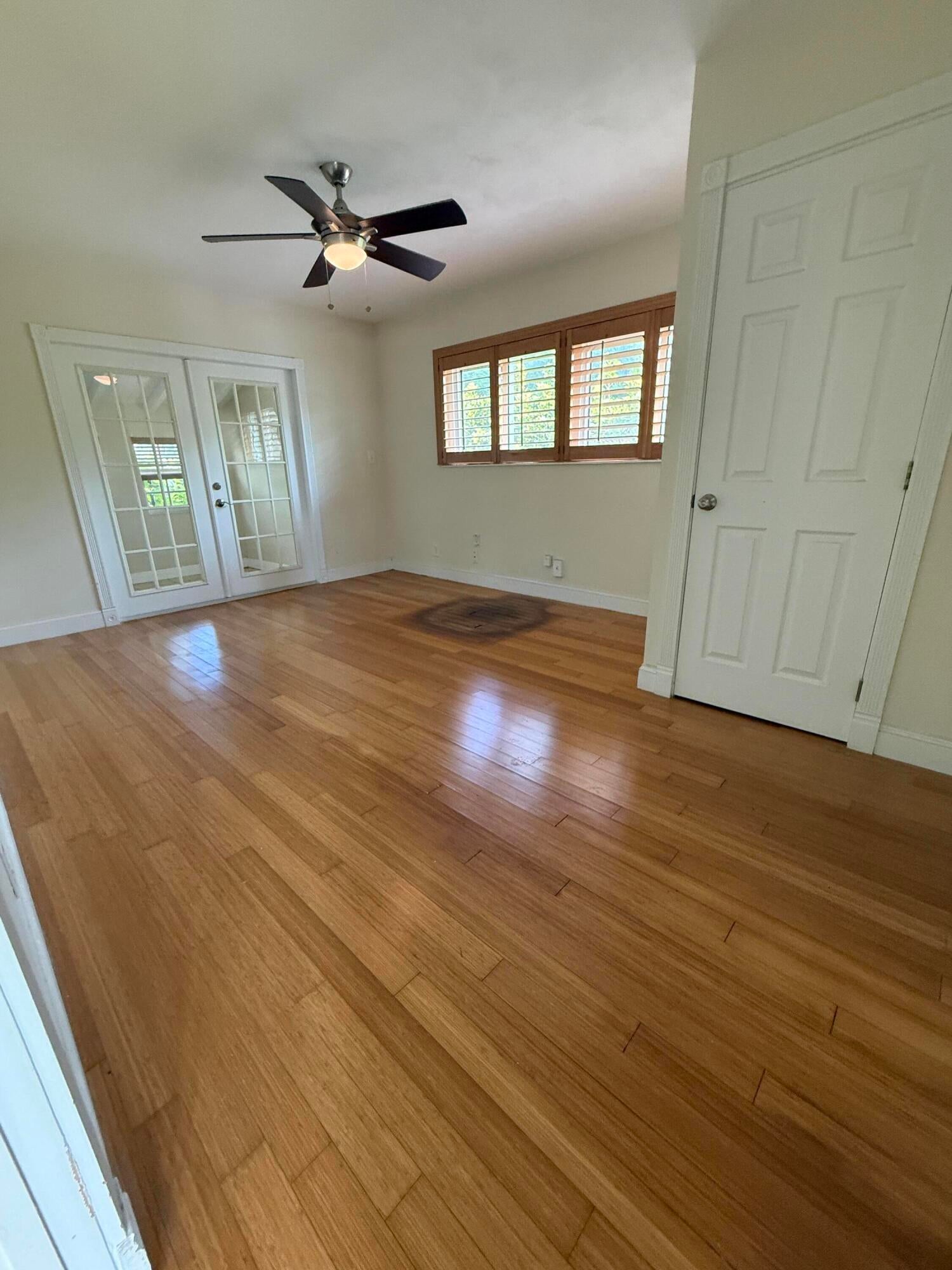 2456 Middle River Drive