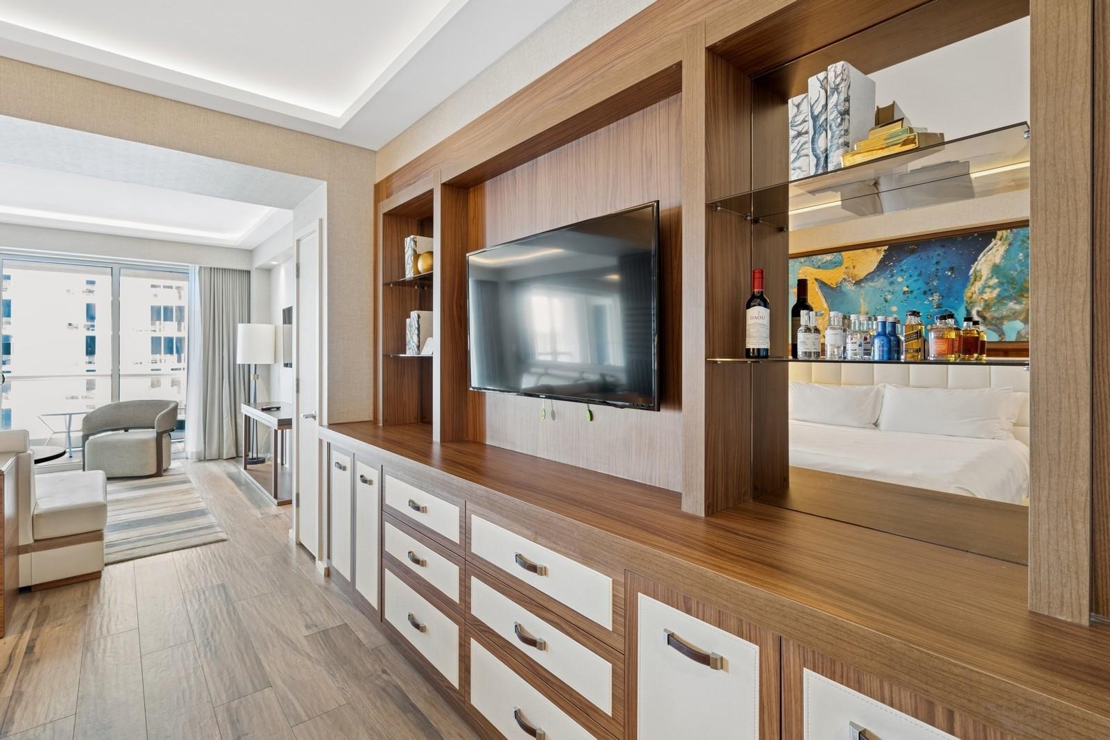 OCEAN RESORT RESIDENCES - Residential