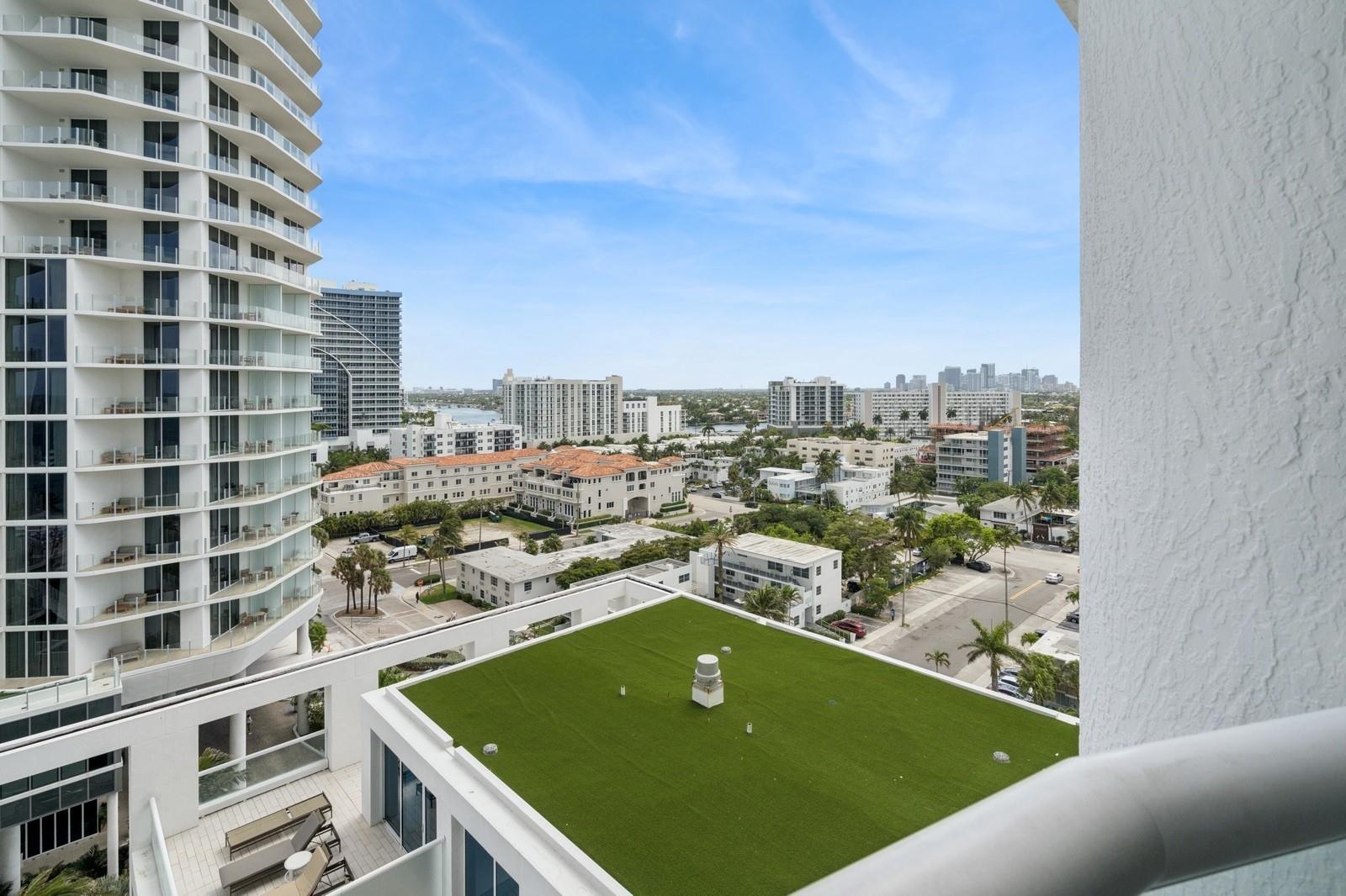 OCEAN RESORT RESIDENCES - Residential