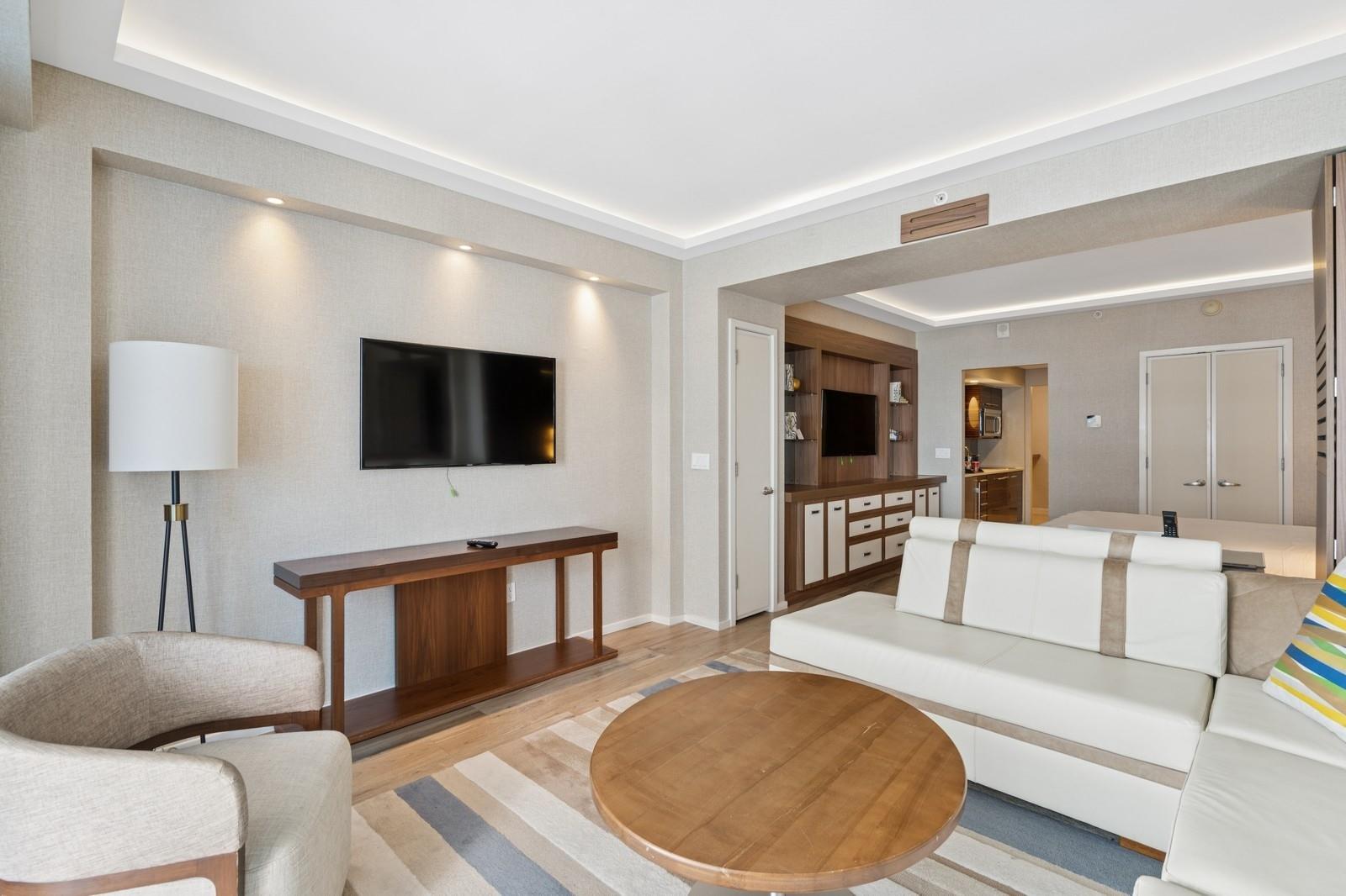 OCEAN RESORT RESIDENCES - Residential