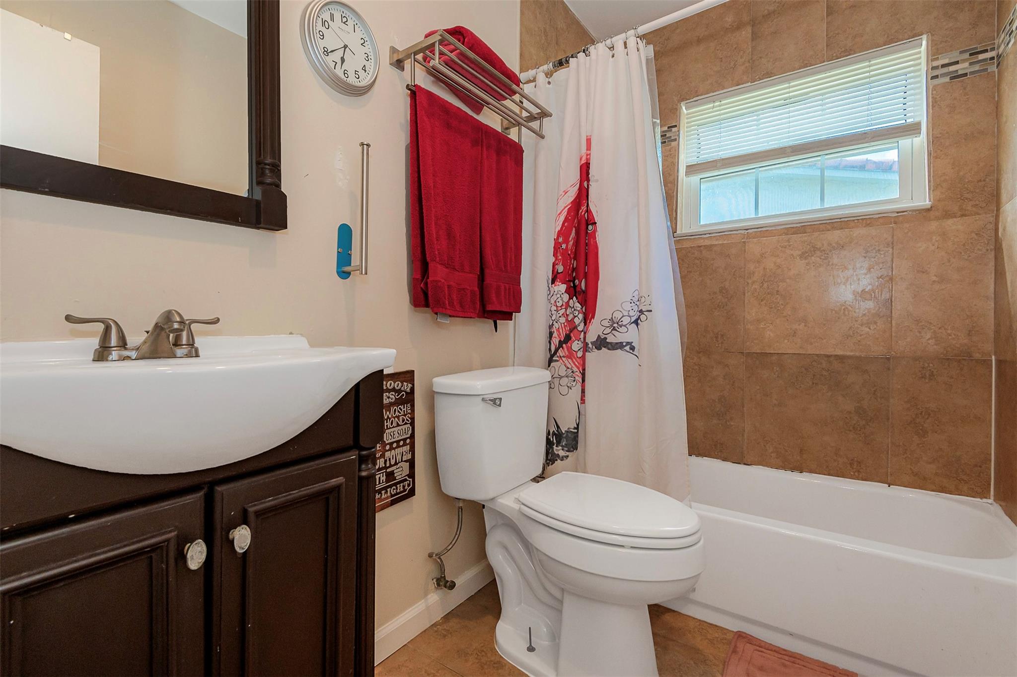 CORAL SPRINGS - Residential Income