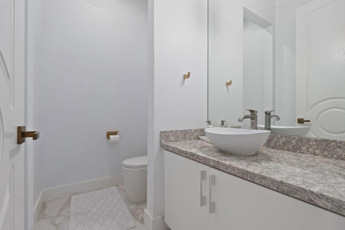 SUN & SURF CLUB COMM - Residential