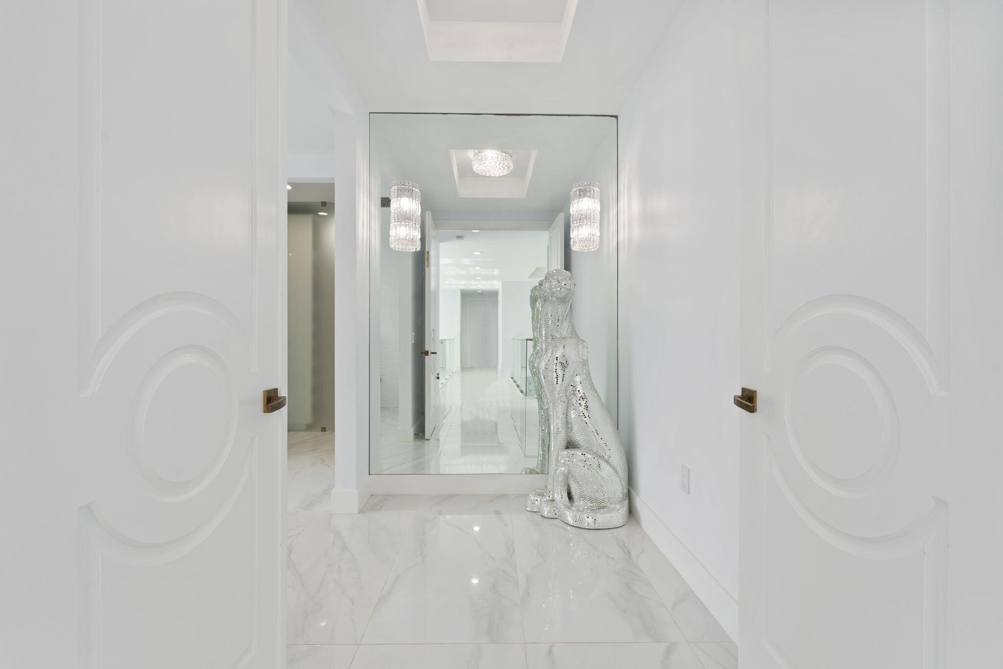 SUN & SURF CLUB COMM - Residential