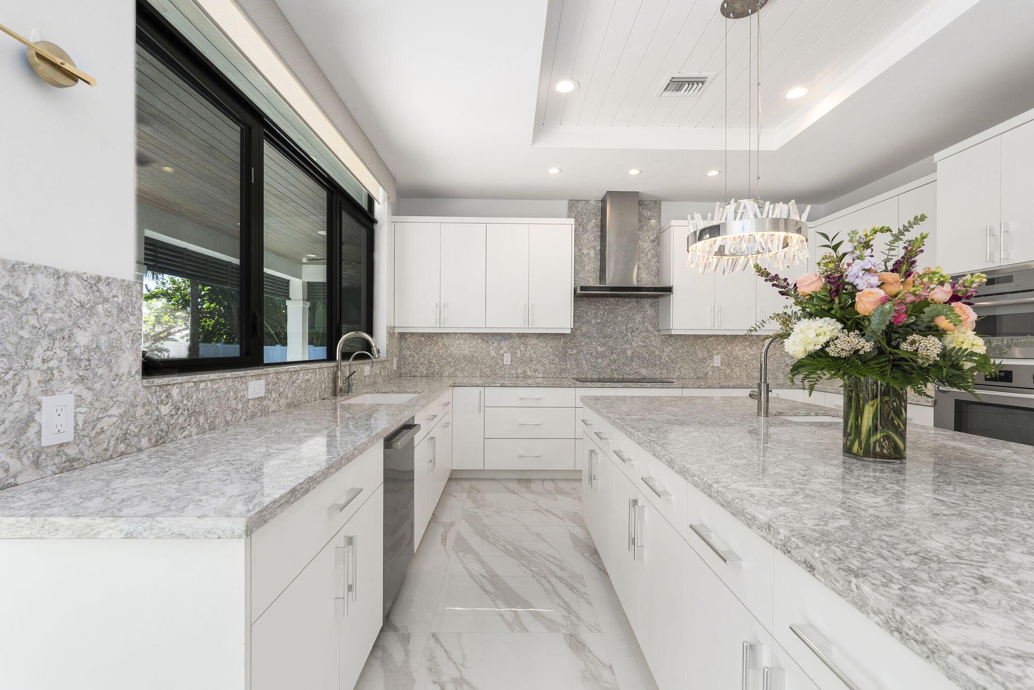 SUN & SURF CLUB COMM - Residential