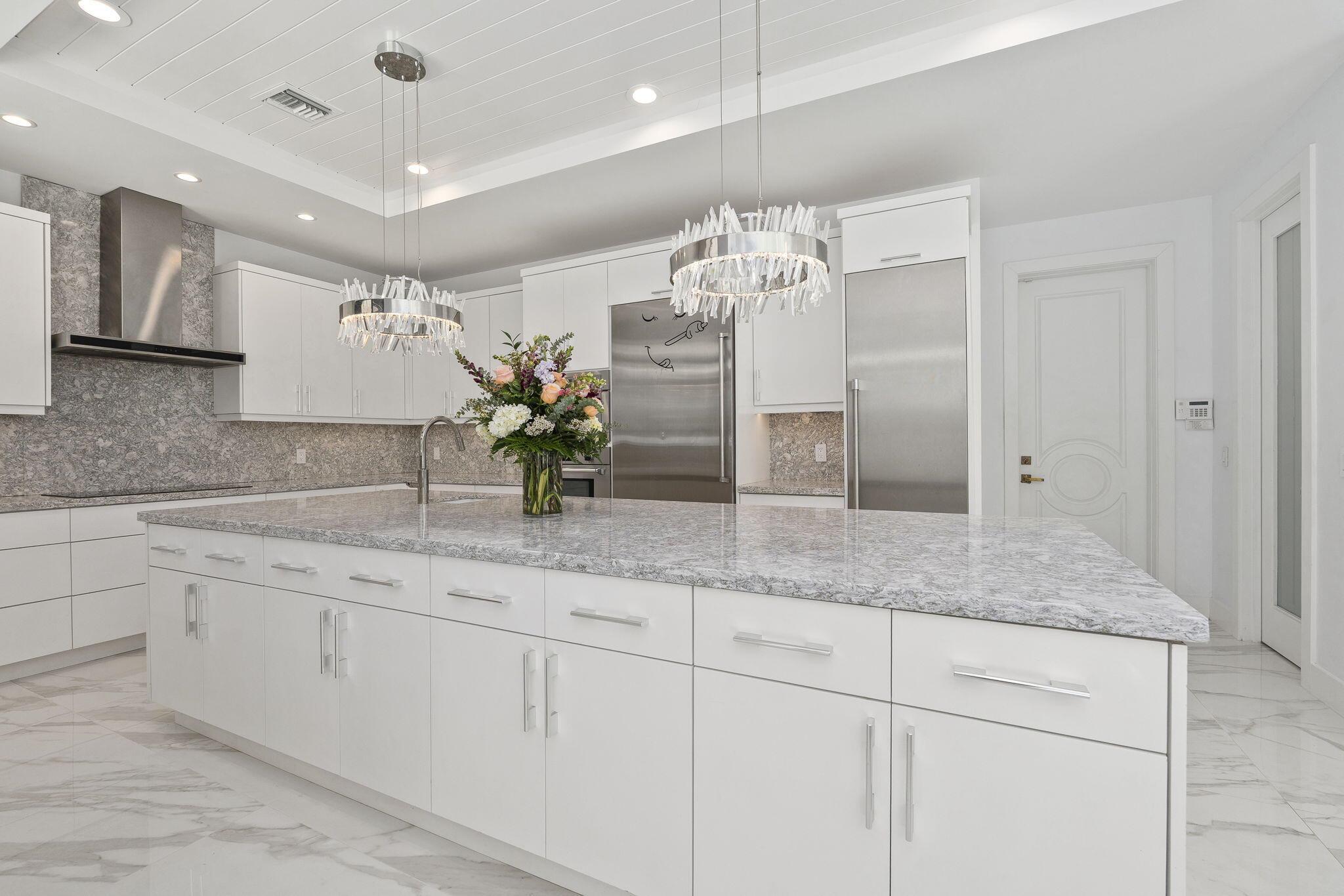 SUN & SURF CLUB COMM - Residential