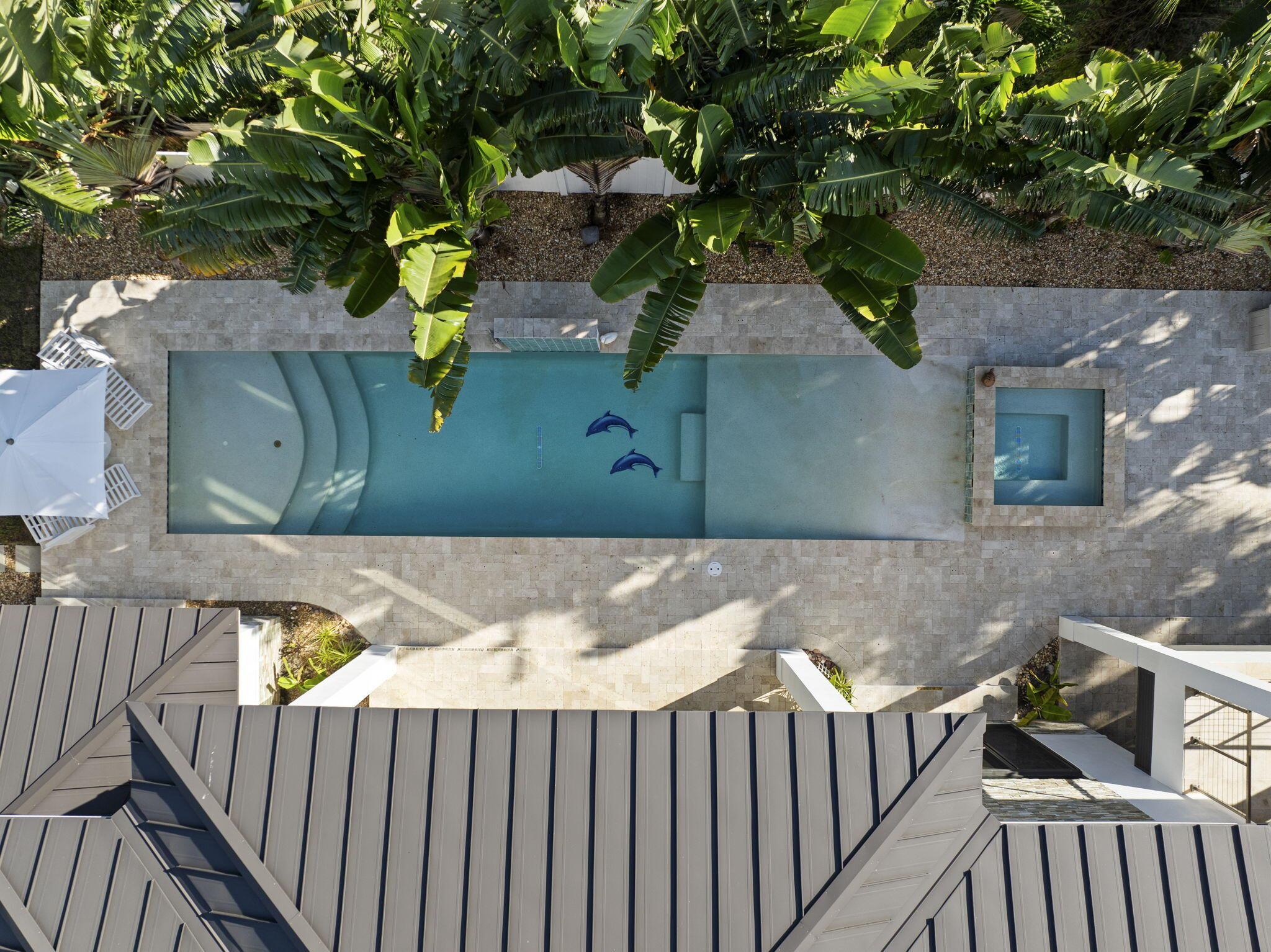 SUN & SURF CLUB COMM - Residential