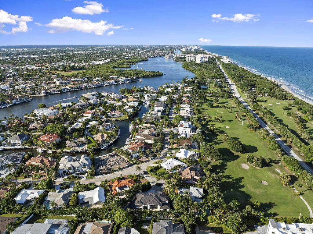 SUN & SURF CLUB COMM - Residential