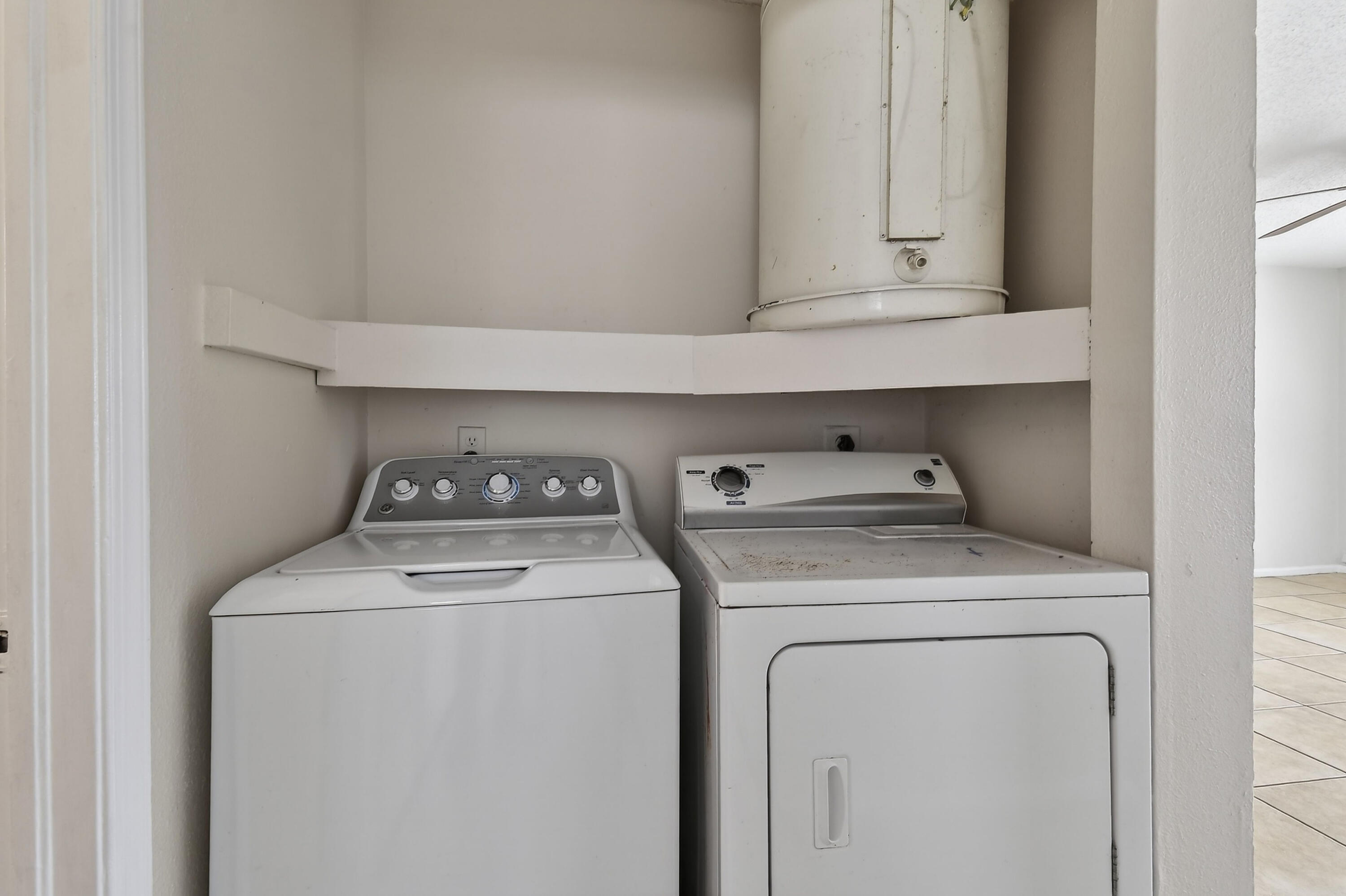 SLOANS SUB - Residential Lease